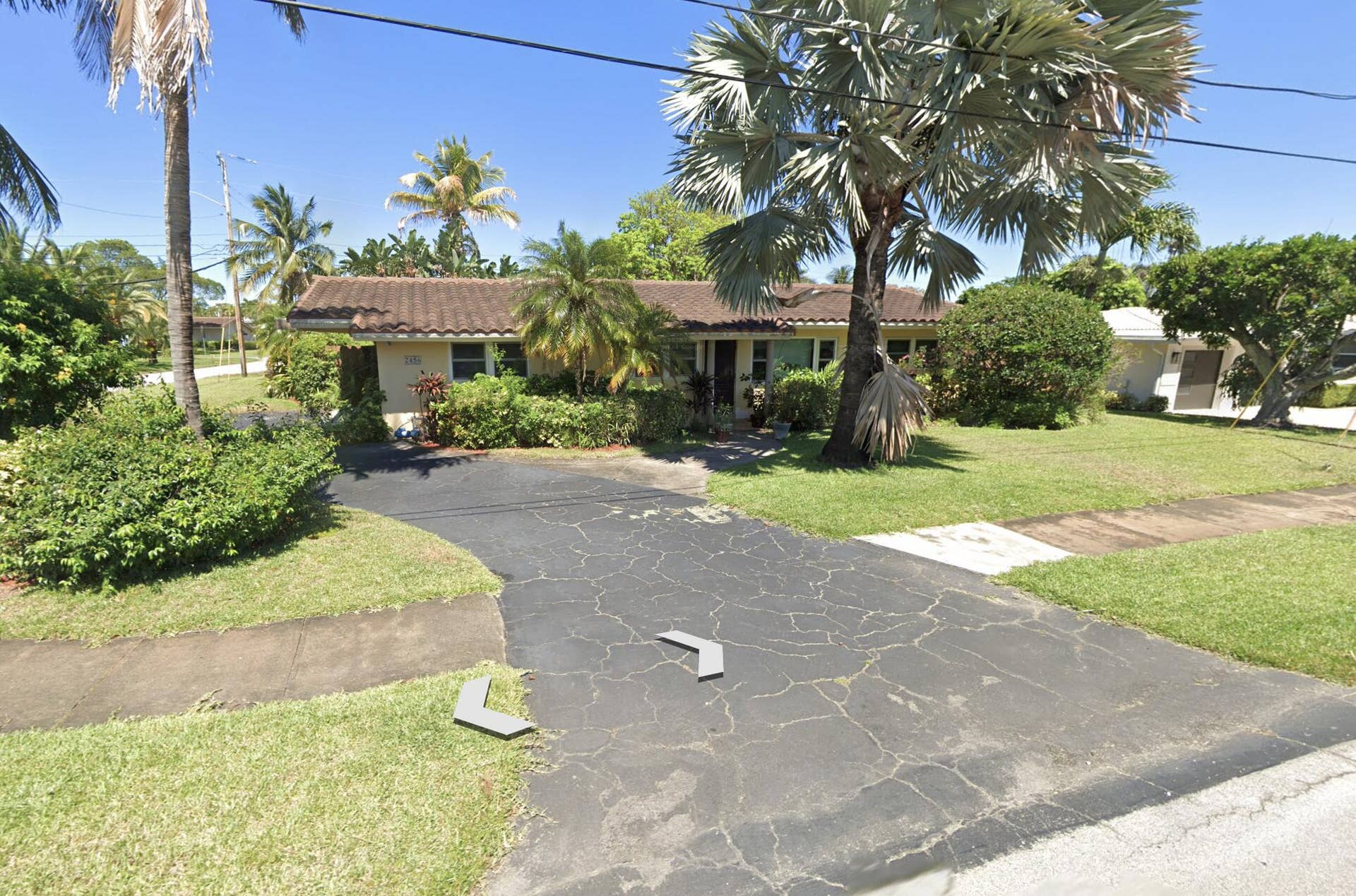 2456 Middle River Drive, Fort Lauderdale, FL 33305 Screenshot 2026-03-22 at 4.08.21PM