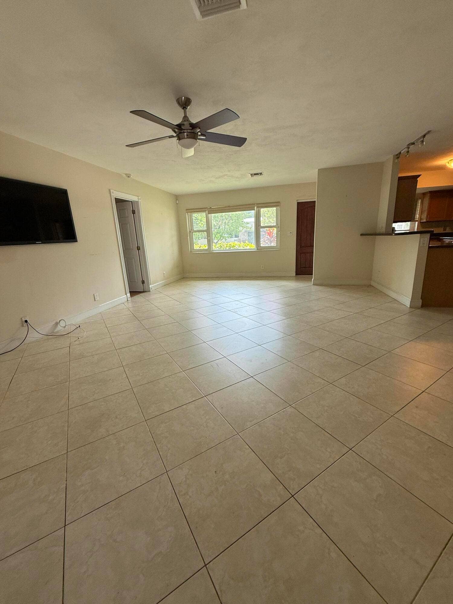 2456 Middle River Drive, Fort Lauderdale, FL 33305 IMG_9125