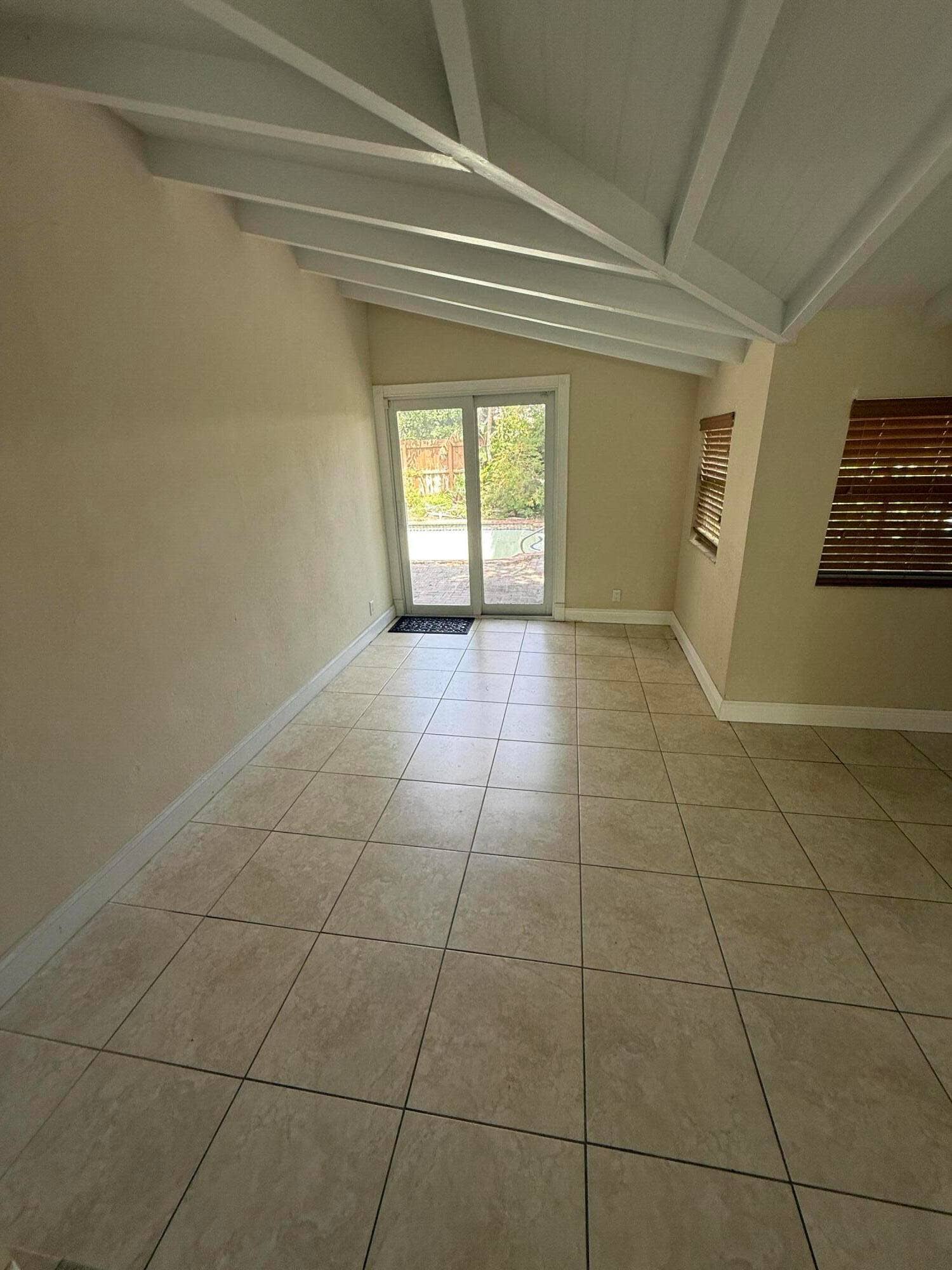 2456 Middle River Drive, Fort Lauderdale, FL 33305 IMG_9128
