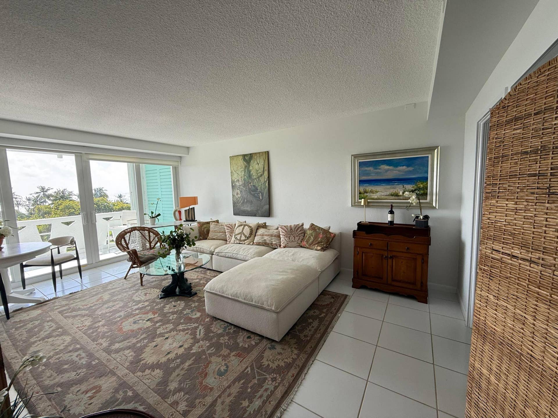 2840 N Ocean Boulevard, #507, Fort Lauderdale, FL 33308 Lvandbar