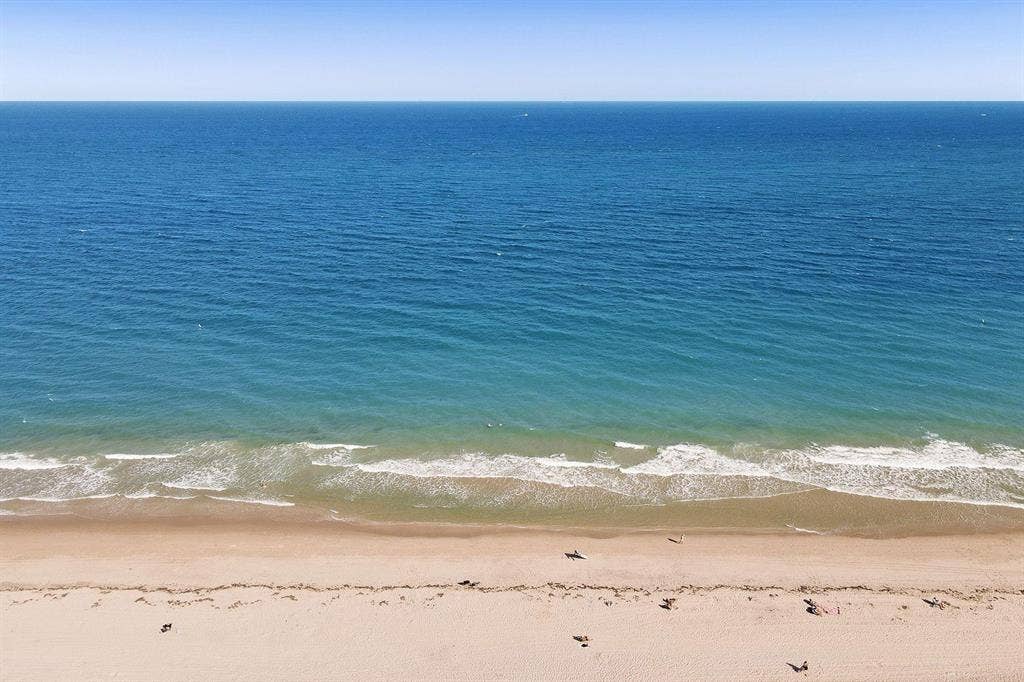 2840 N Ocean Boulevard, #507, Fort Lauderdale, FL 33308 The ocean is just steps from your door