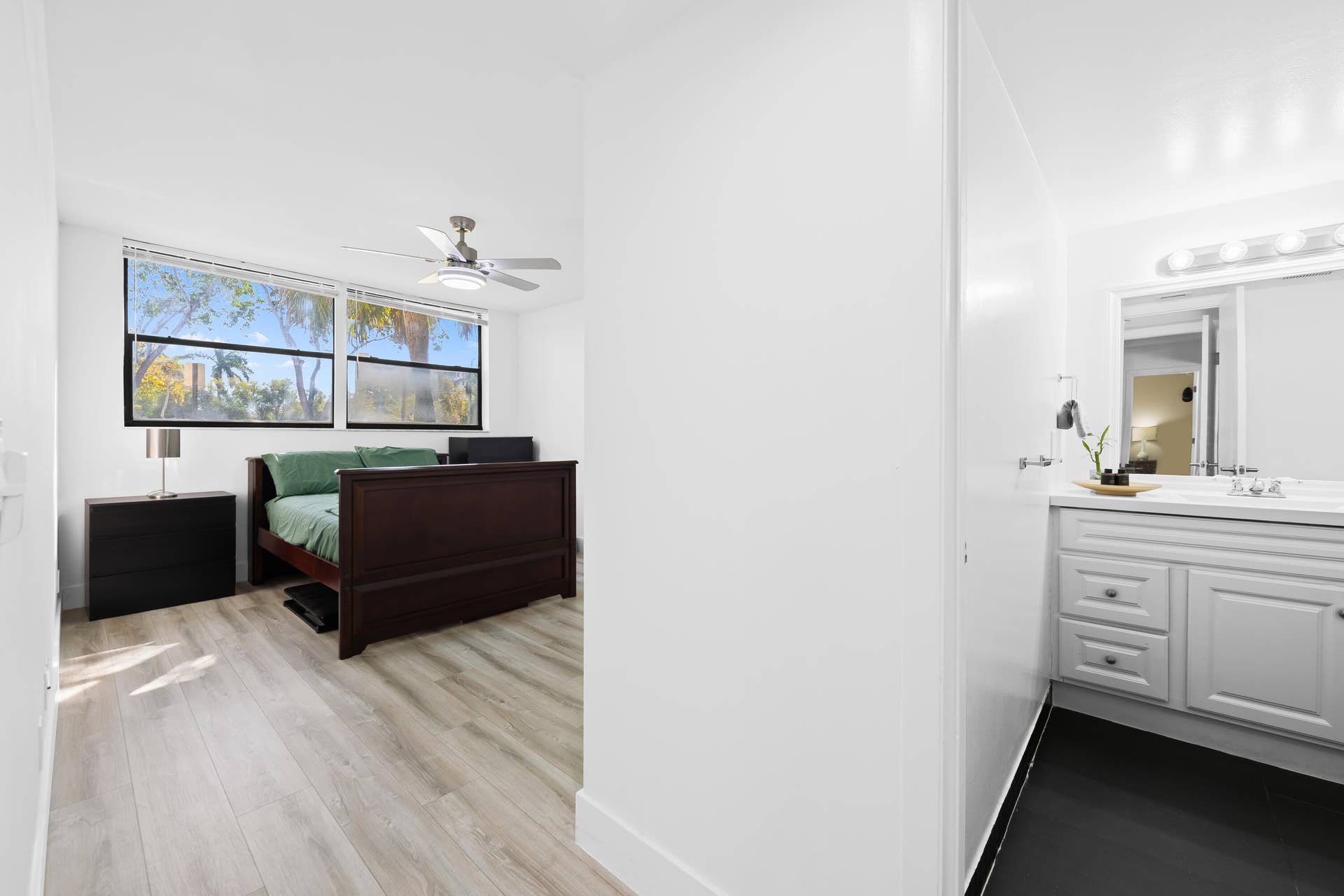 491 Racquet Club Road, #Unit 106, Weston, FL 33326 Guest Bedroom