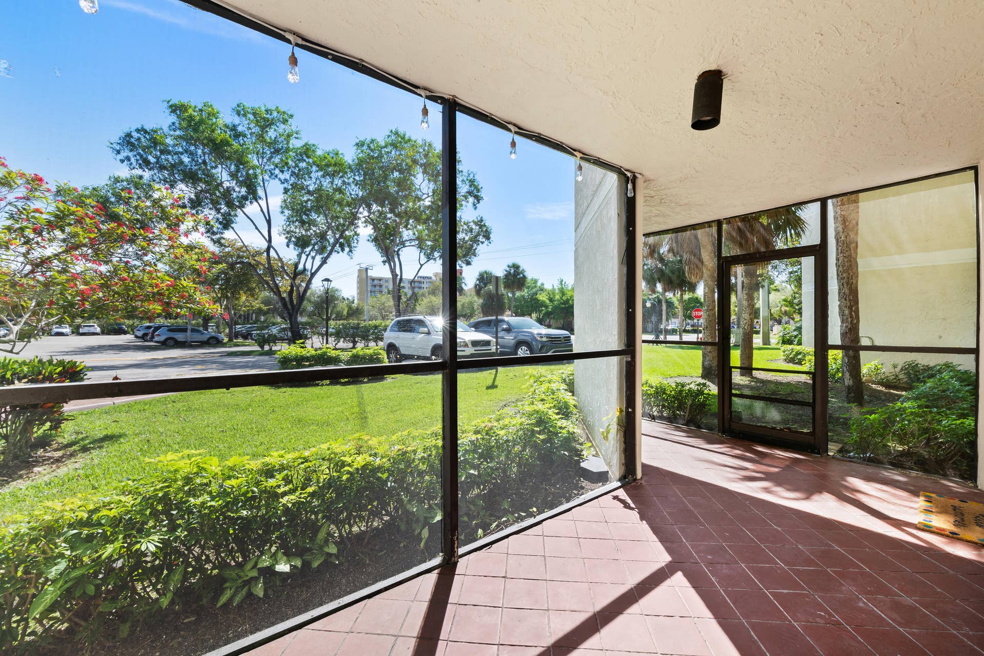 491 Racquet Club Road, #Unit 106, Weston, FL 33326 DSC_8694