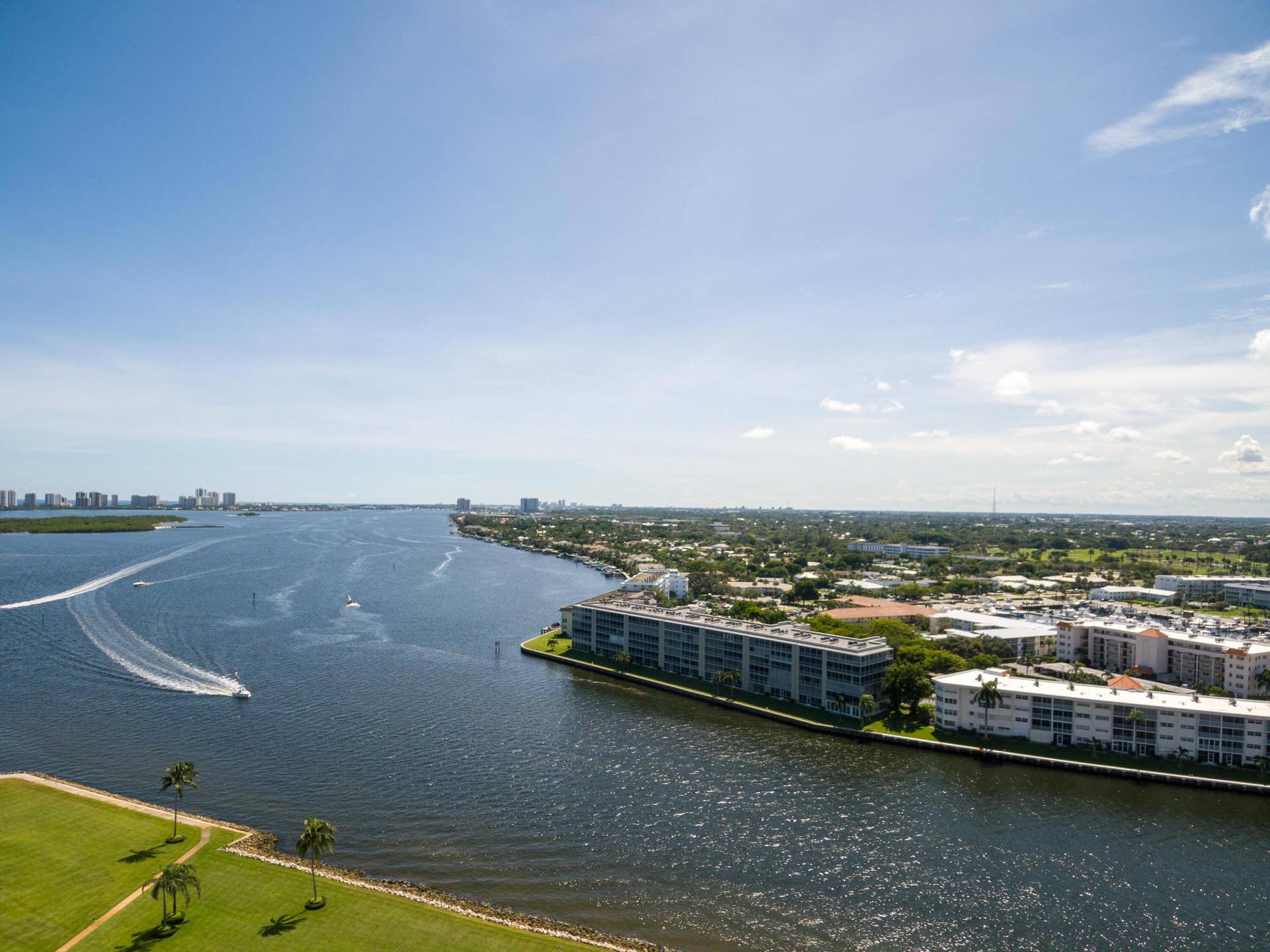 108 Lakeshore Drive, #1041, North Palm Beach, FL 33408 Breath Taking VIew