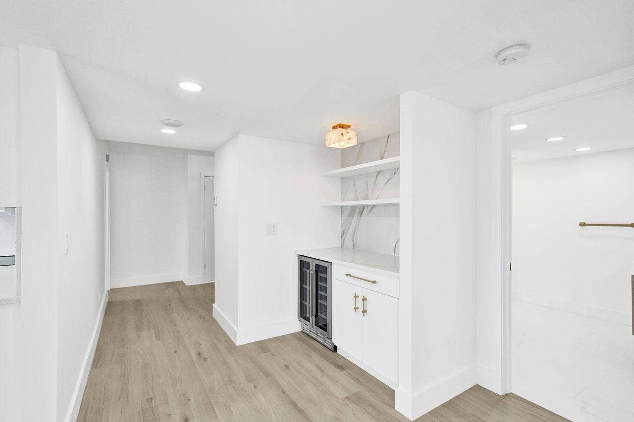 108 Lakeshore Drive, #1041, North Palm Beach, FL 33408 Entertainment area