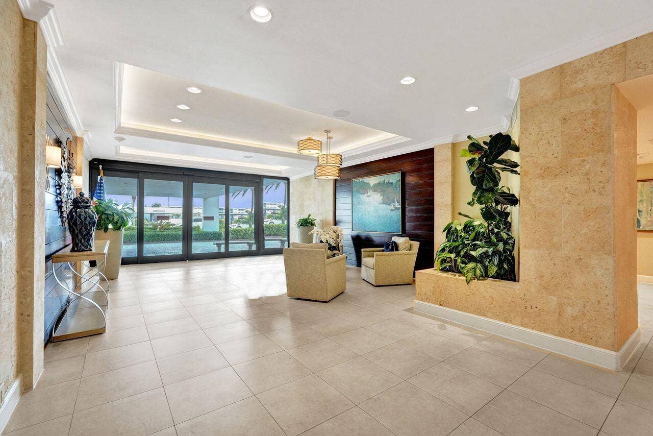 108 Lakeshore Drive, #1041, North Palm Beach, FL 33408 Renovated Lobby