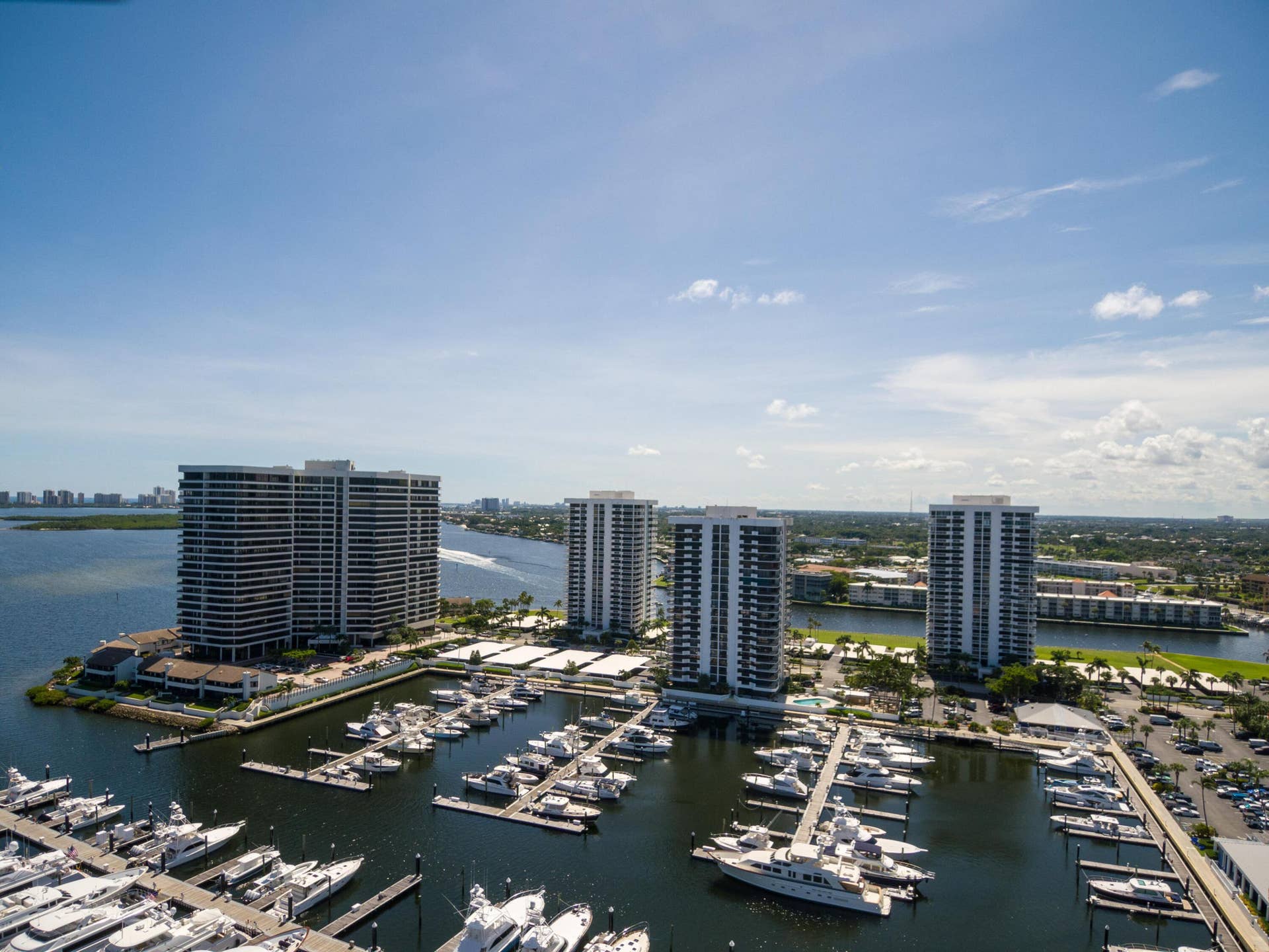108 Lakeshore Drive, #1041, North Palm Beach, FL 33408 Aerial