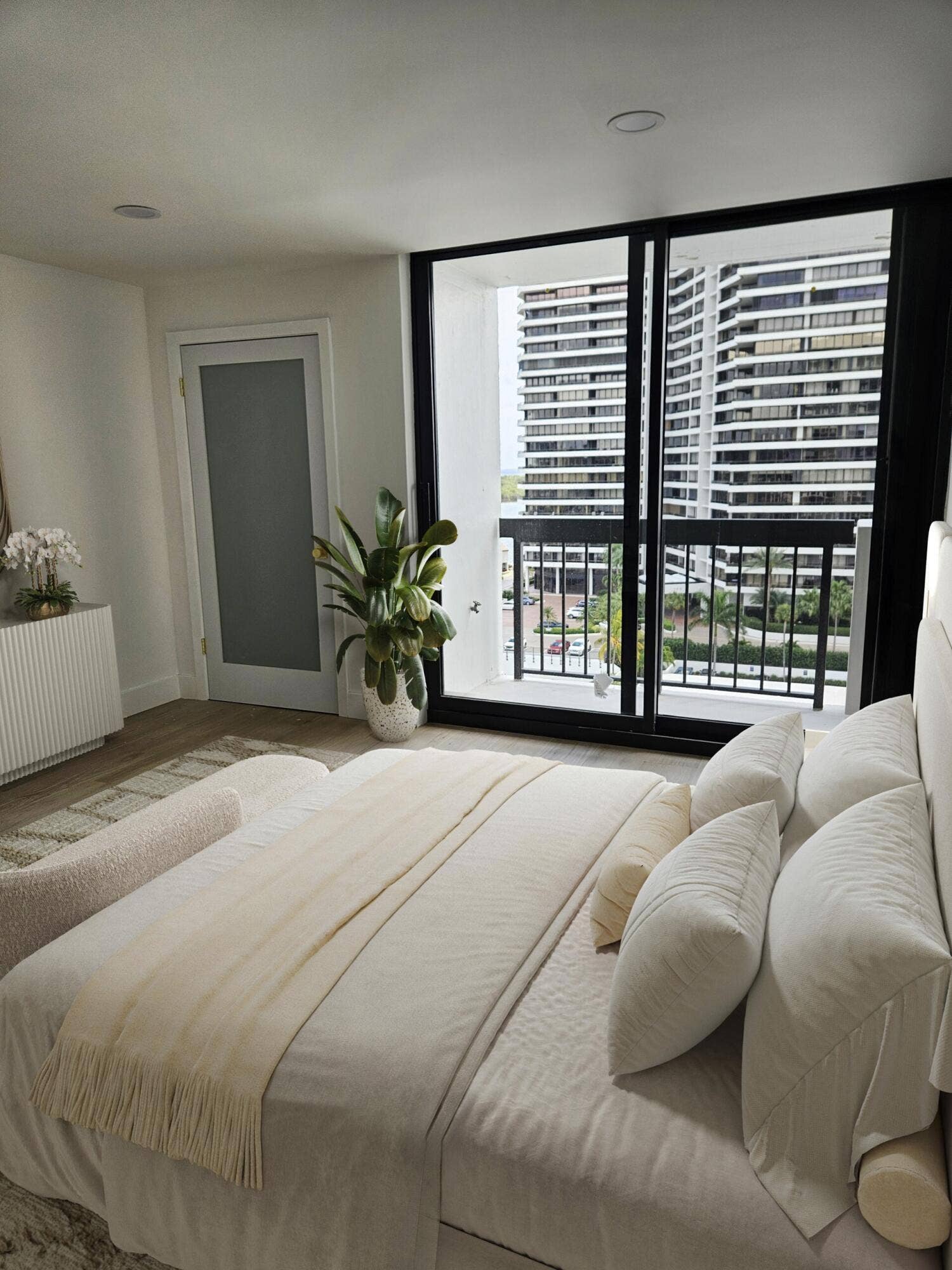 108 Lakeshore Drive, #1041, North Palm Beach, FL 33408 Guest Virtual
