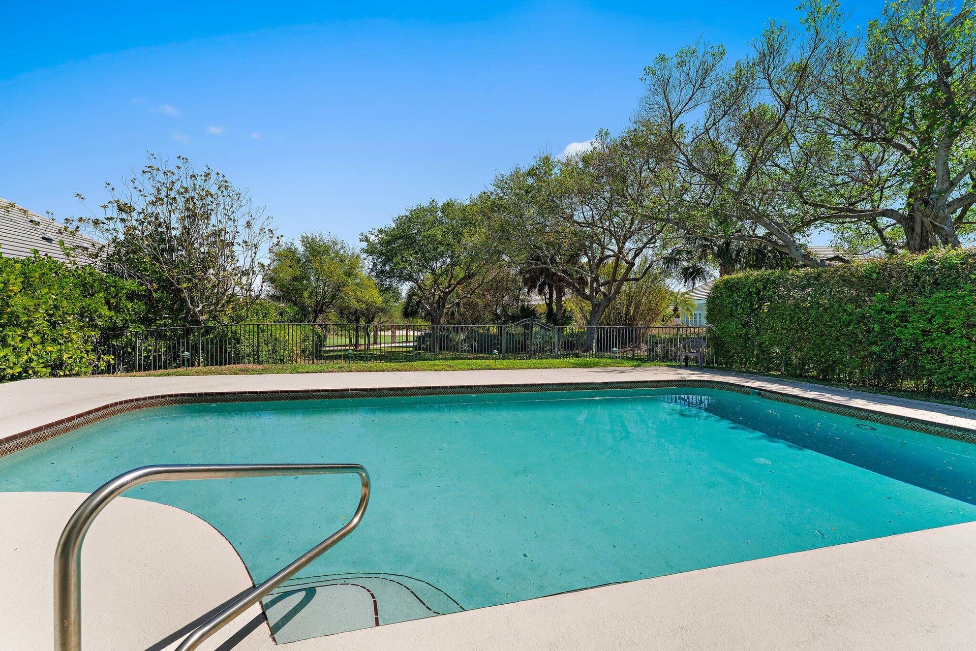 18515 SE Prestwick Lane, Tequesta, FL 33469 Pool