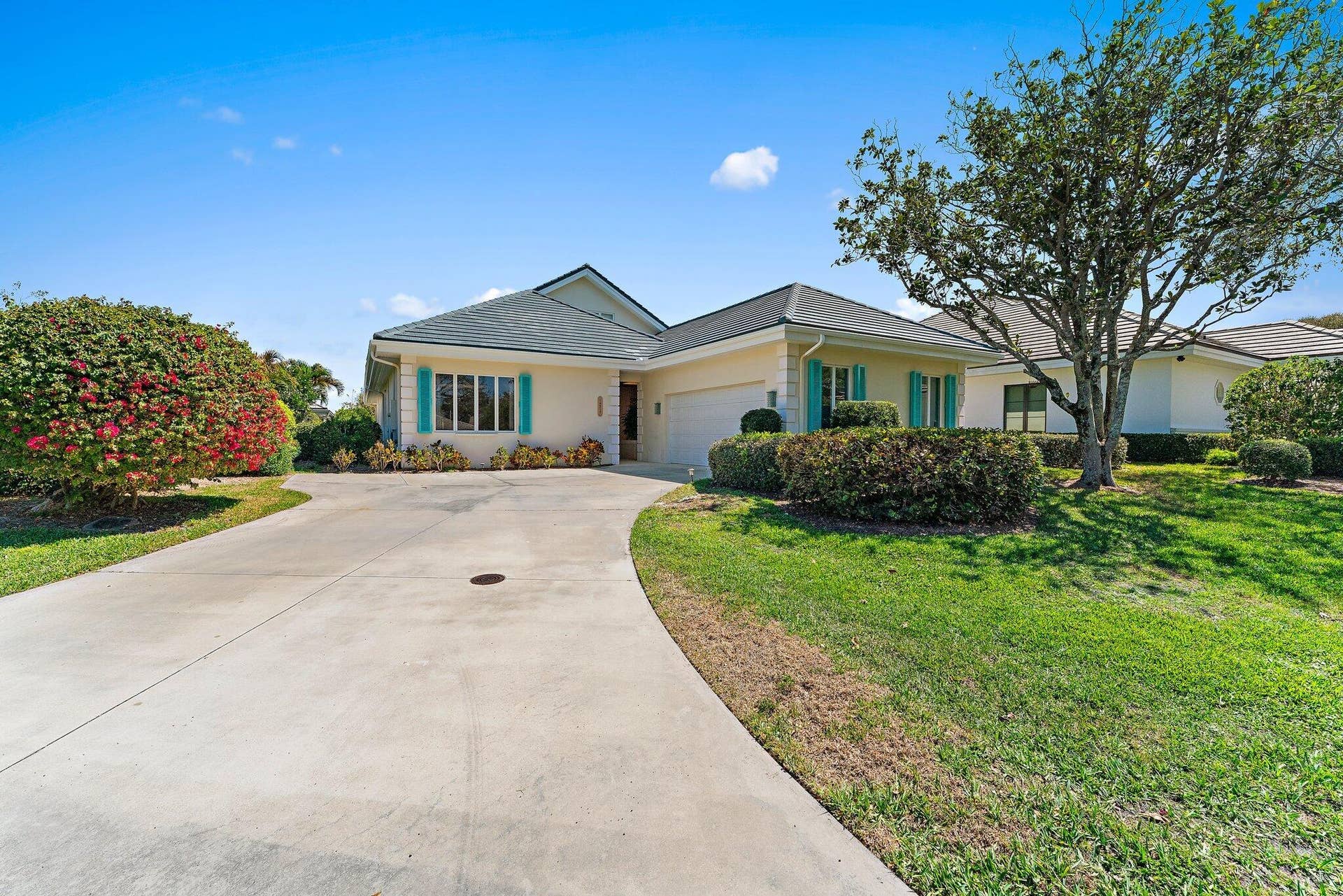 18515 SE Prestwick Lane, Tequesta, FL 33469 Front Elevation