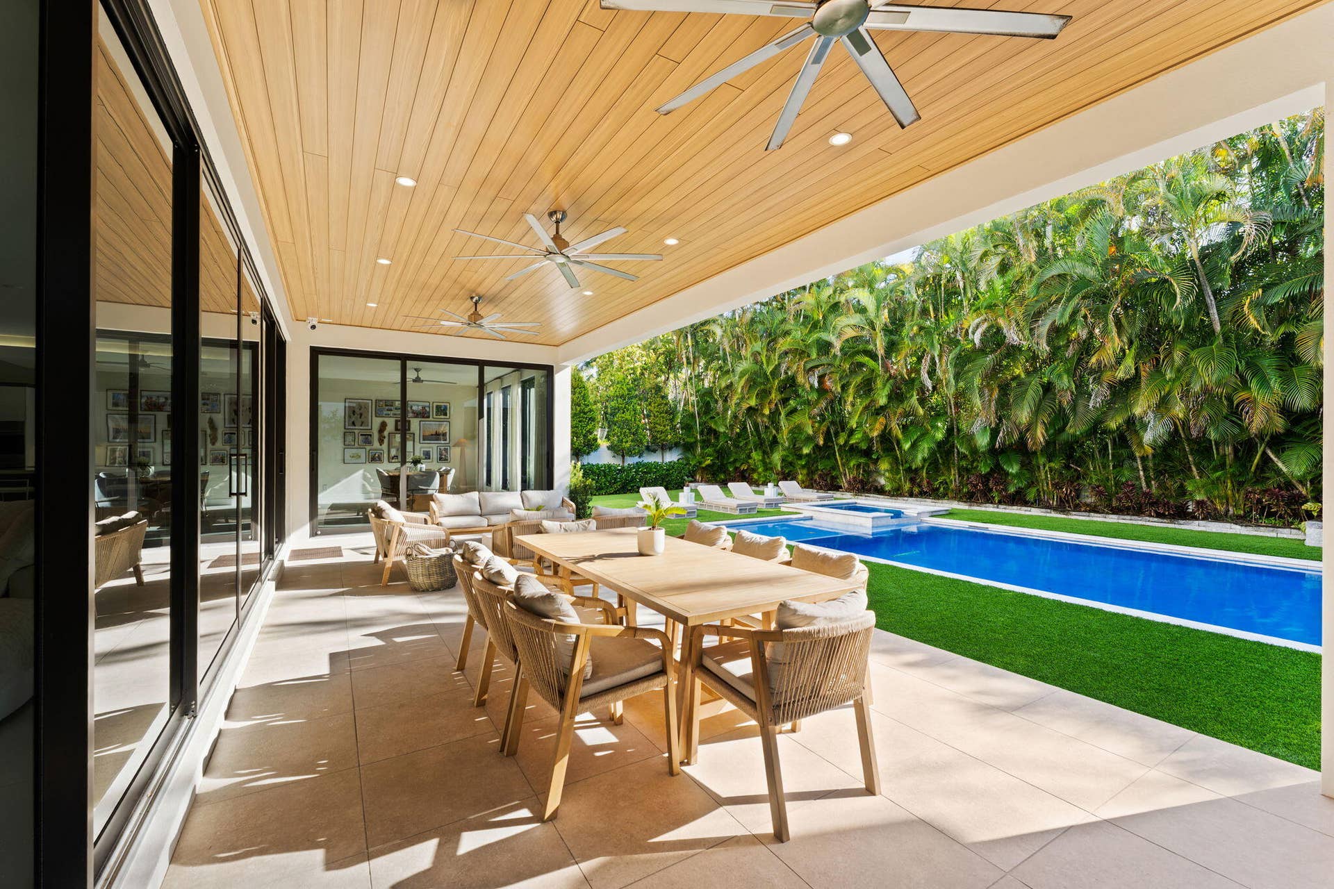 1032 SE 12th Way, Fort Lauderdale, FL 33316 covered patio overlooking pool