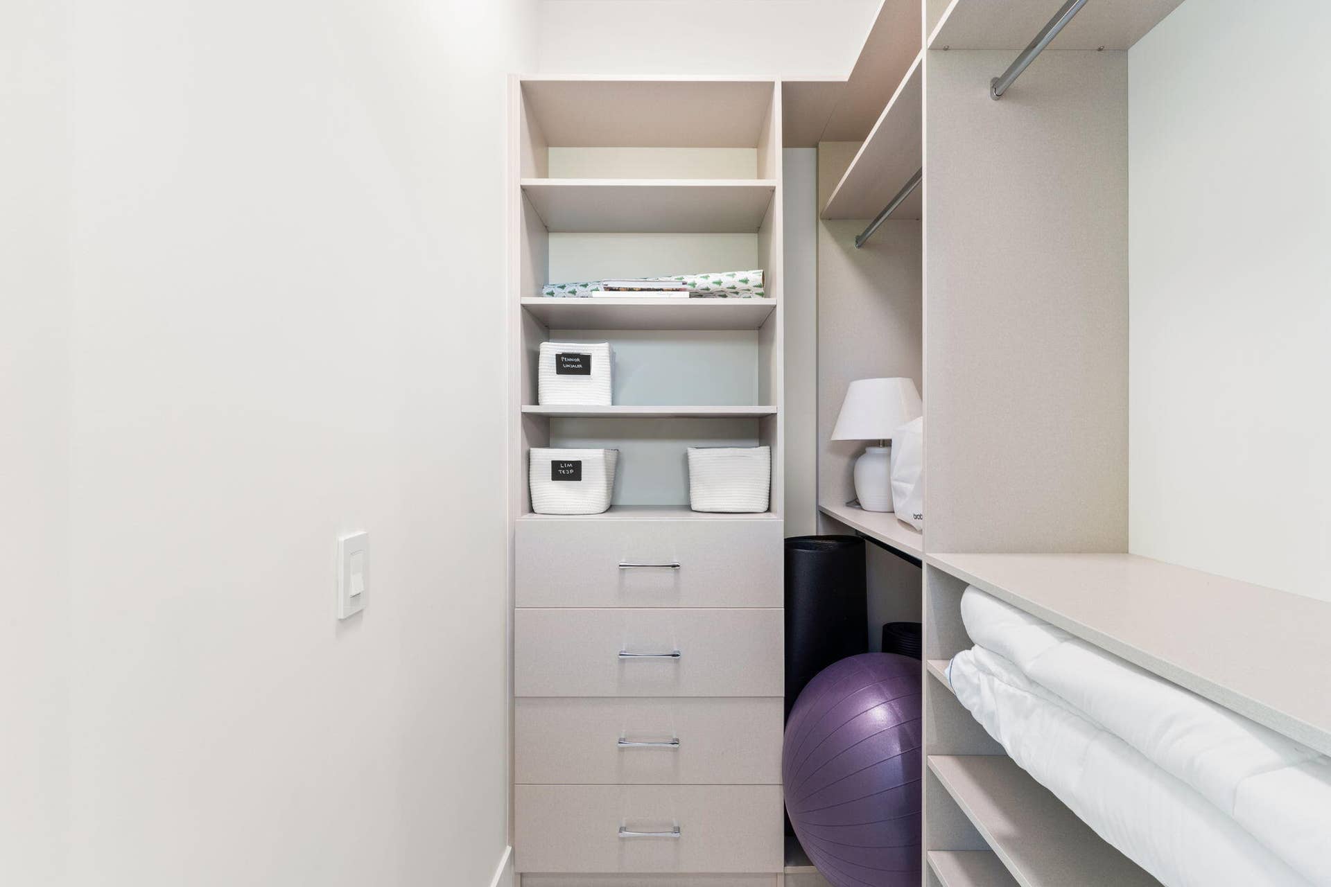 1032 SE 12th Way, Fort Lauderdale, FL 33316 upstairs aux bed 3 closet