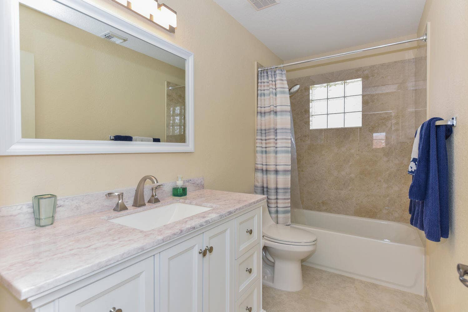 5049 NW 121st Drive, Coral Springs, FL 33076 5049 NW 121st Dr Coral Springs-large-039