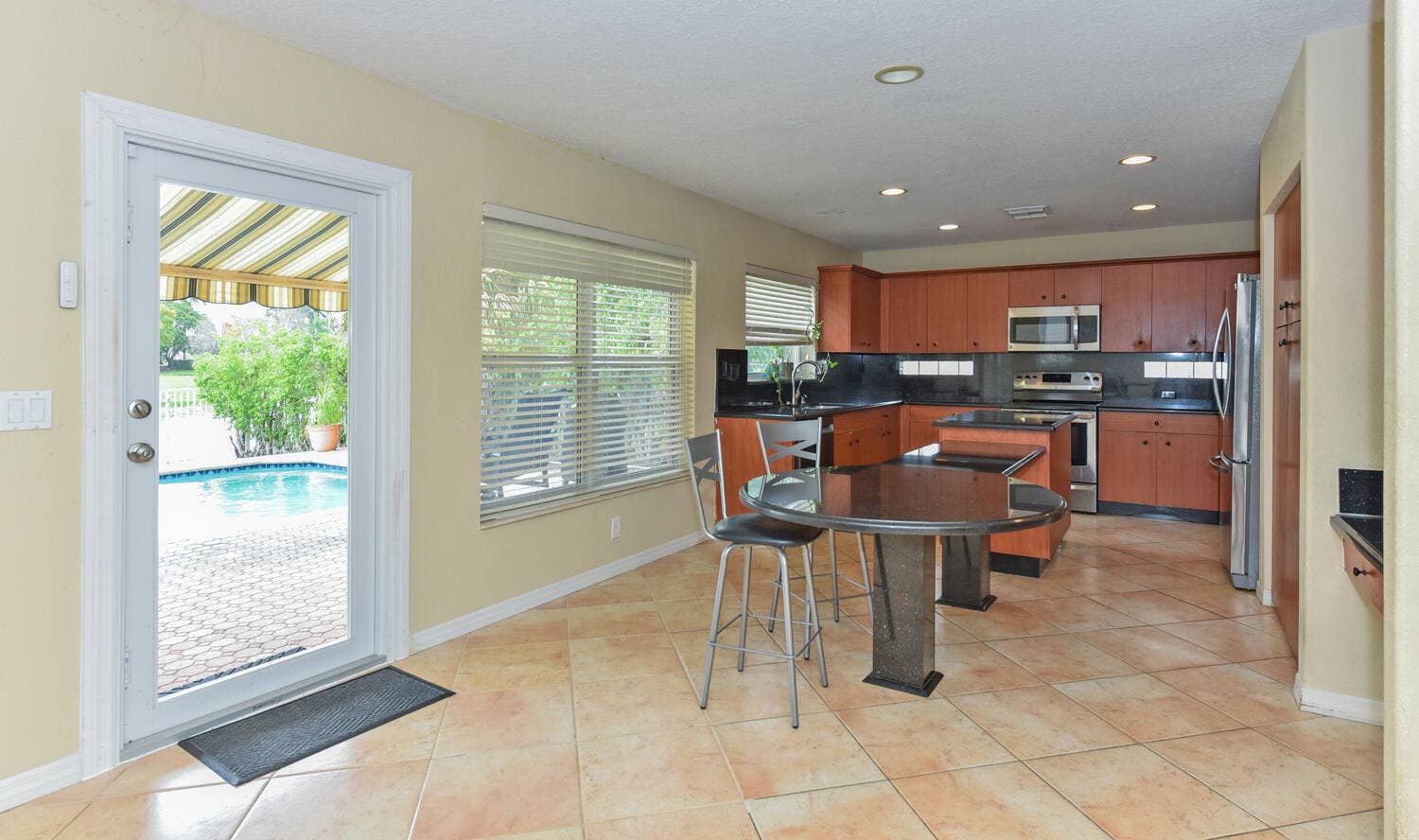 5049 NW 121st Drive, Coral Springs, FL 33076 5049 NW 121st Dr Coral Springs-large-017