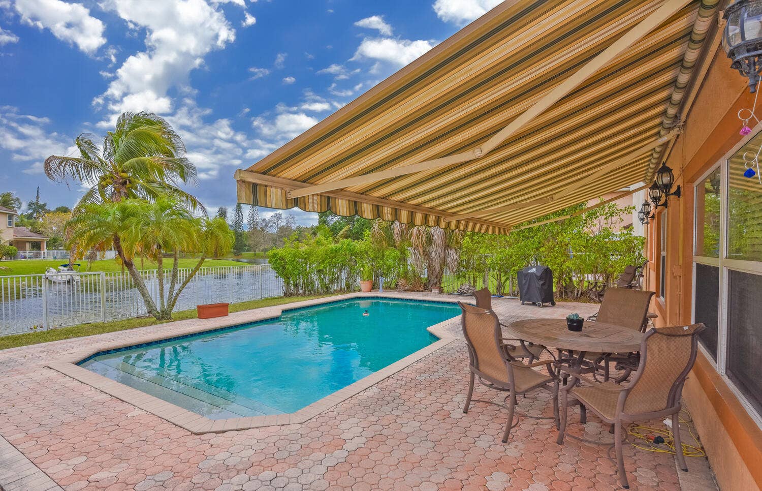 5049 NW 121st Drive, Coral Springs, FL 33076 8