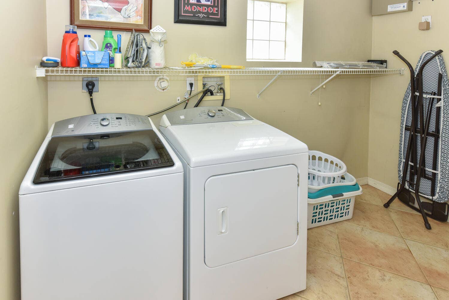 5049 NW 121st Drive, Coral Springs, FL 33076 Laundry Room