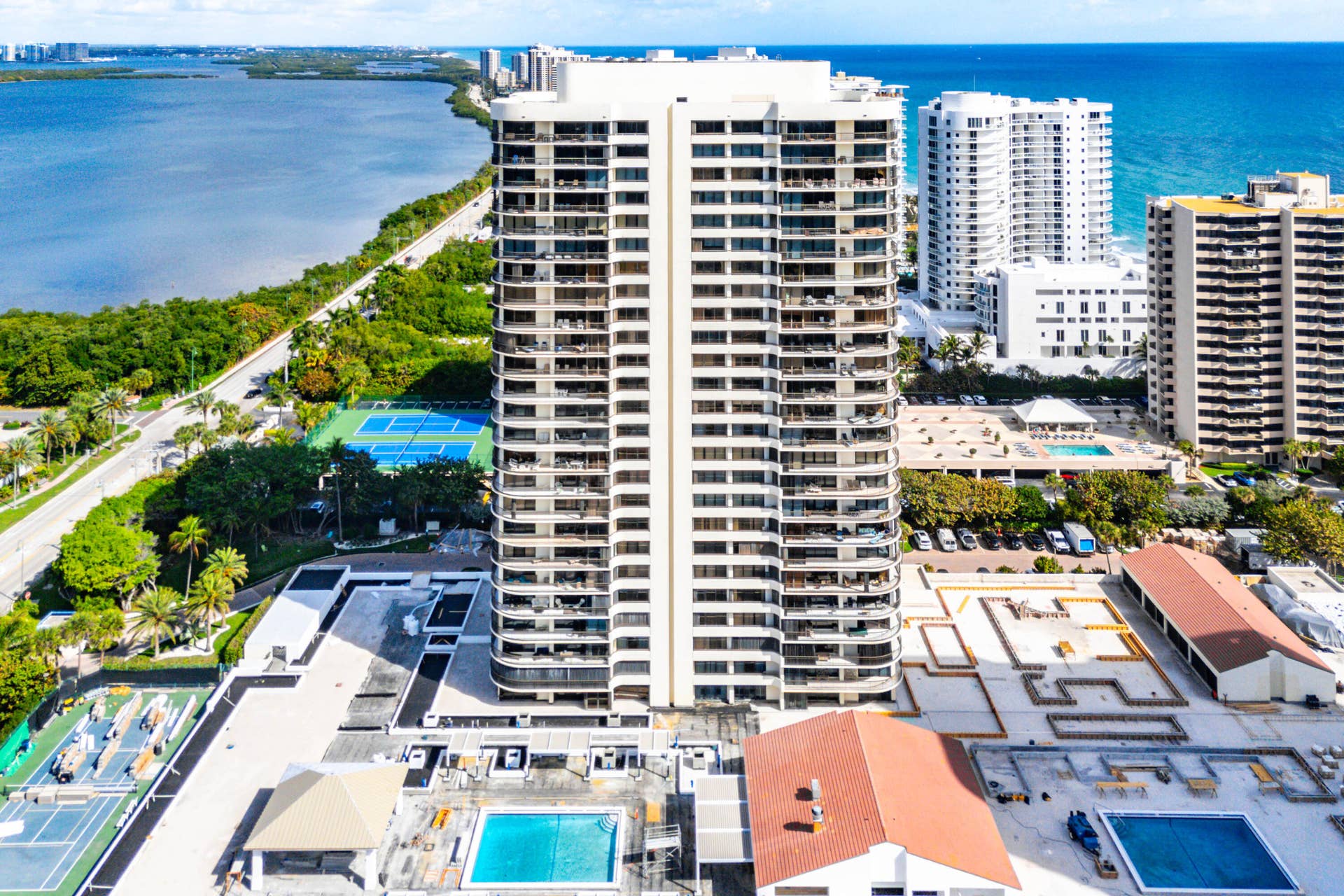 4100 N Ocean Drive, #504, Singer Island, FL 33404 054-4100NorthOceanDrive-504-RivieraBeach