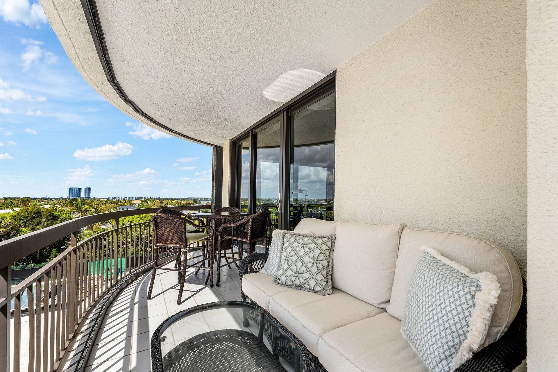 4100 N Ocean Drive, #504, Singer Island, FL 33404 038-4100NorthOceanDrive-504-RivieraBeach