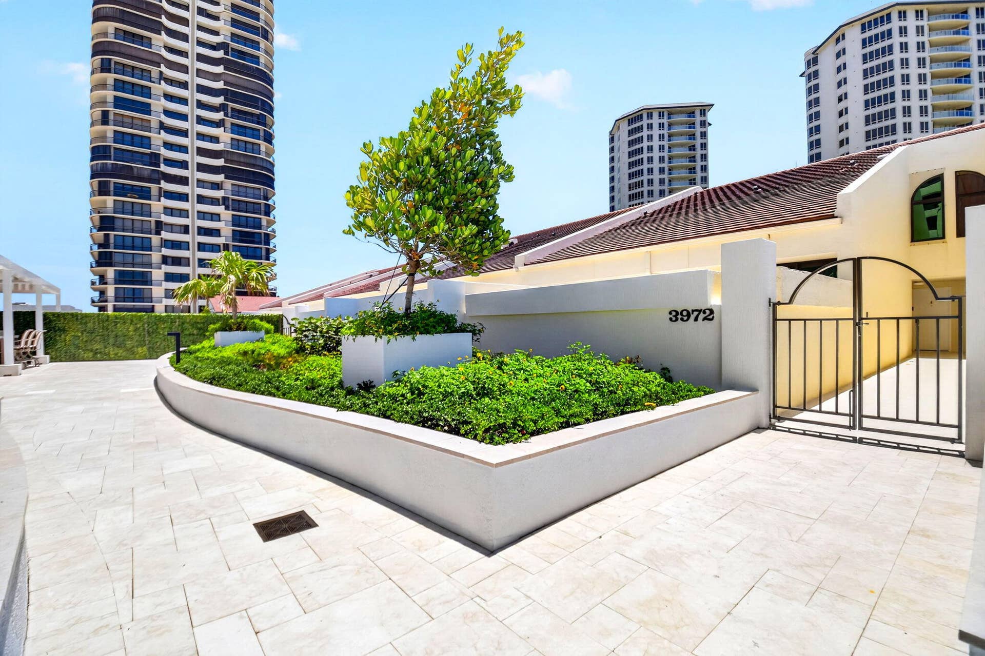 4100 N Ocean Drive, #504, Singer Island, FL 33404 55-web-or-mls-DSC_7603