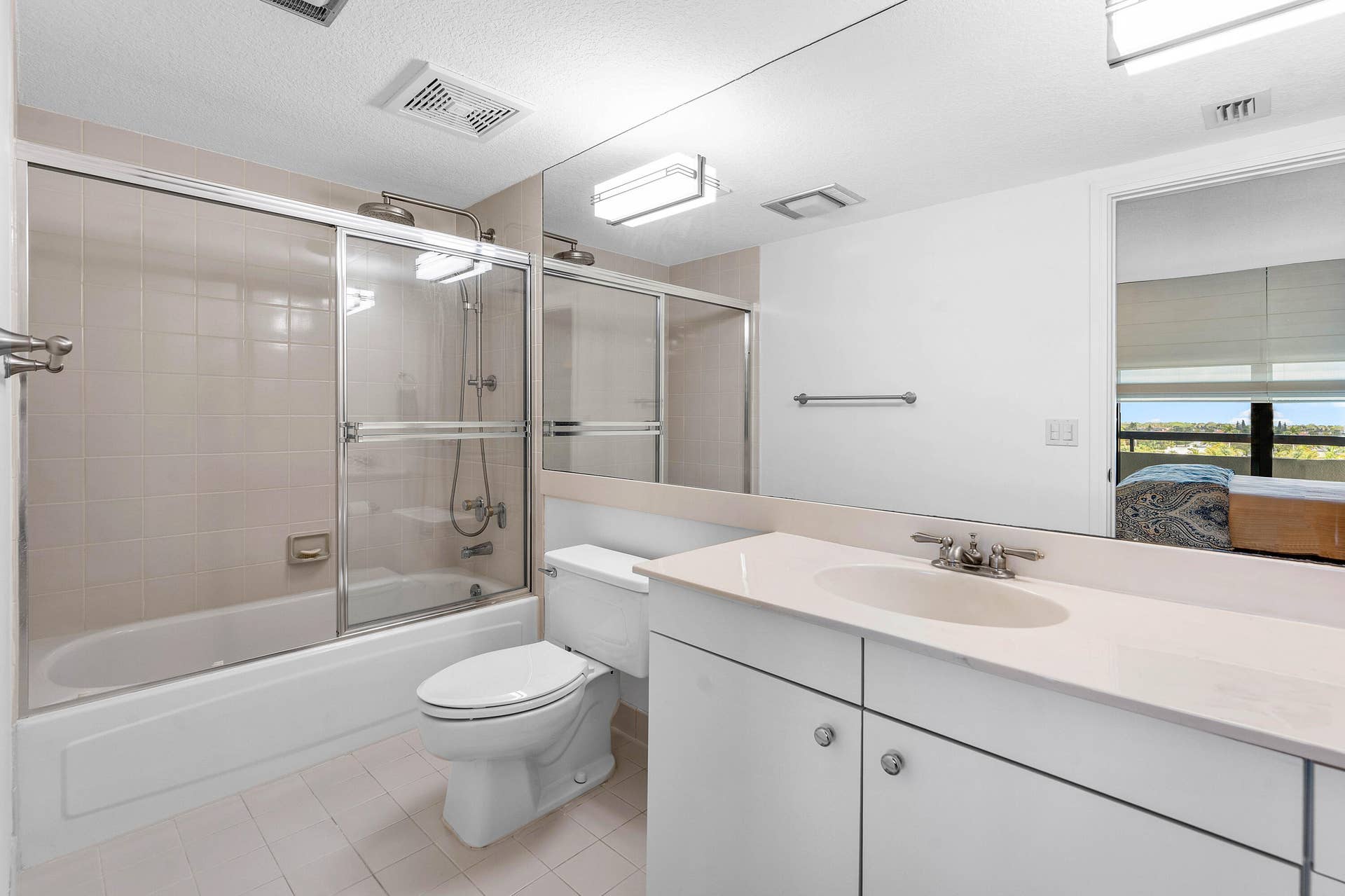 4100 N Ocean Drive, #504, Singer Island, FL 33404 020-4100NorthOceanDrive-504-RivieraBeach