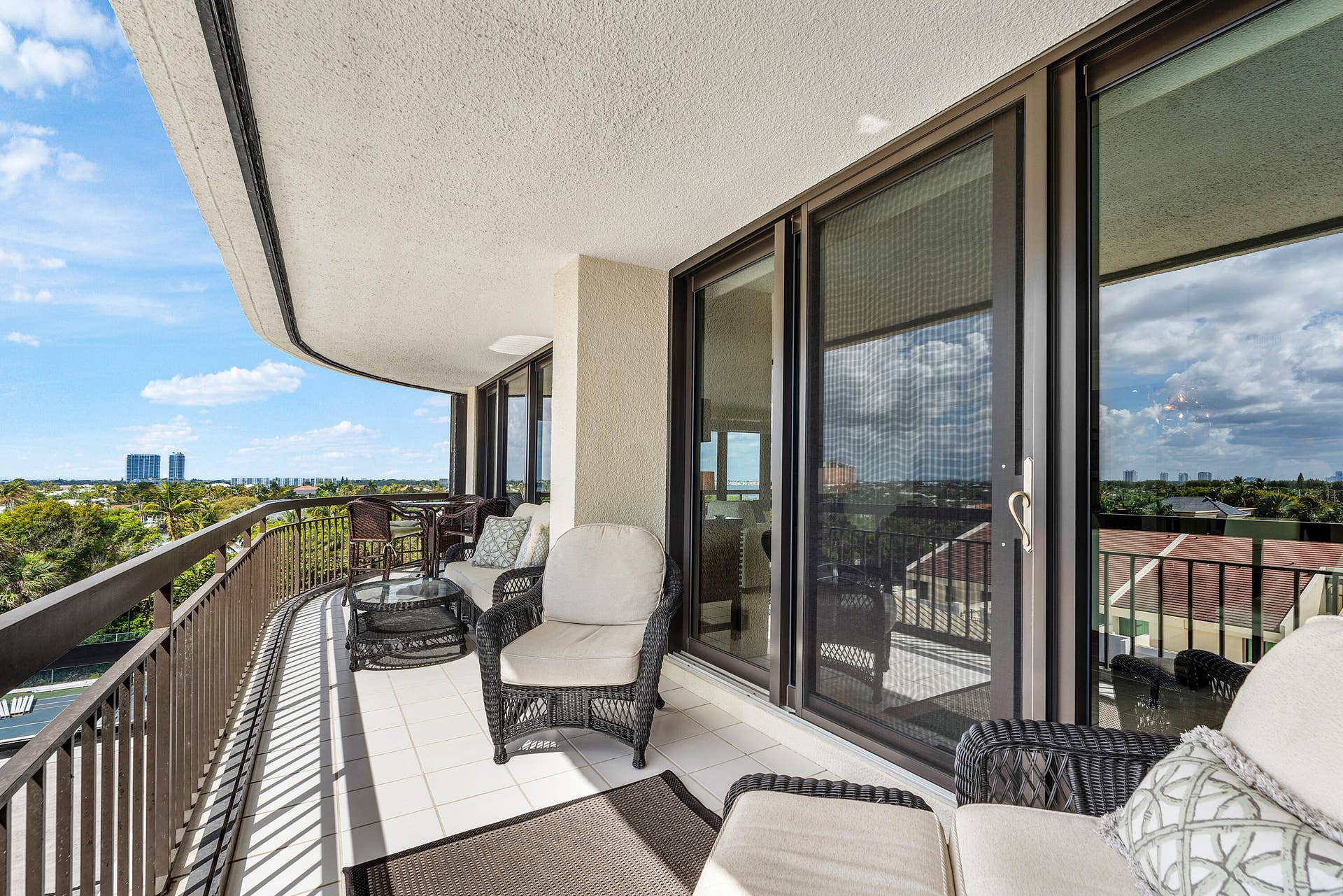 4100 N Ocean Drive, #504, Singer Island, FL 33404 037-4100NorthOceanDrive-504-RivieraBeach