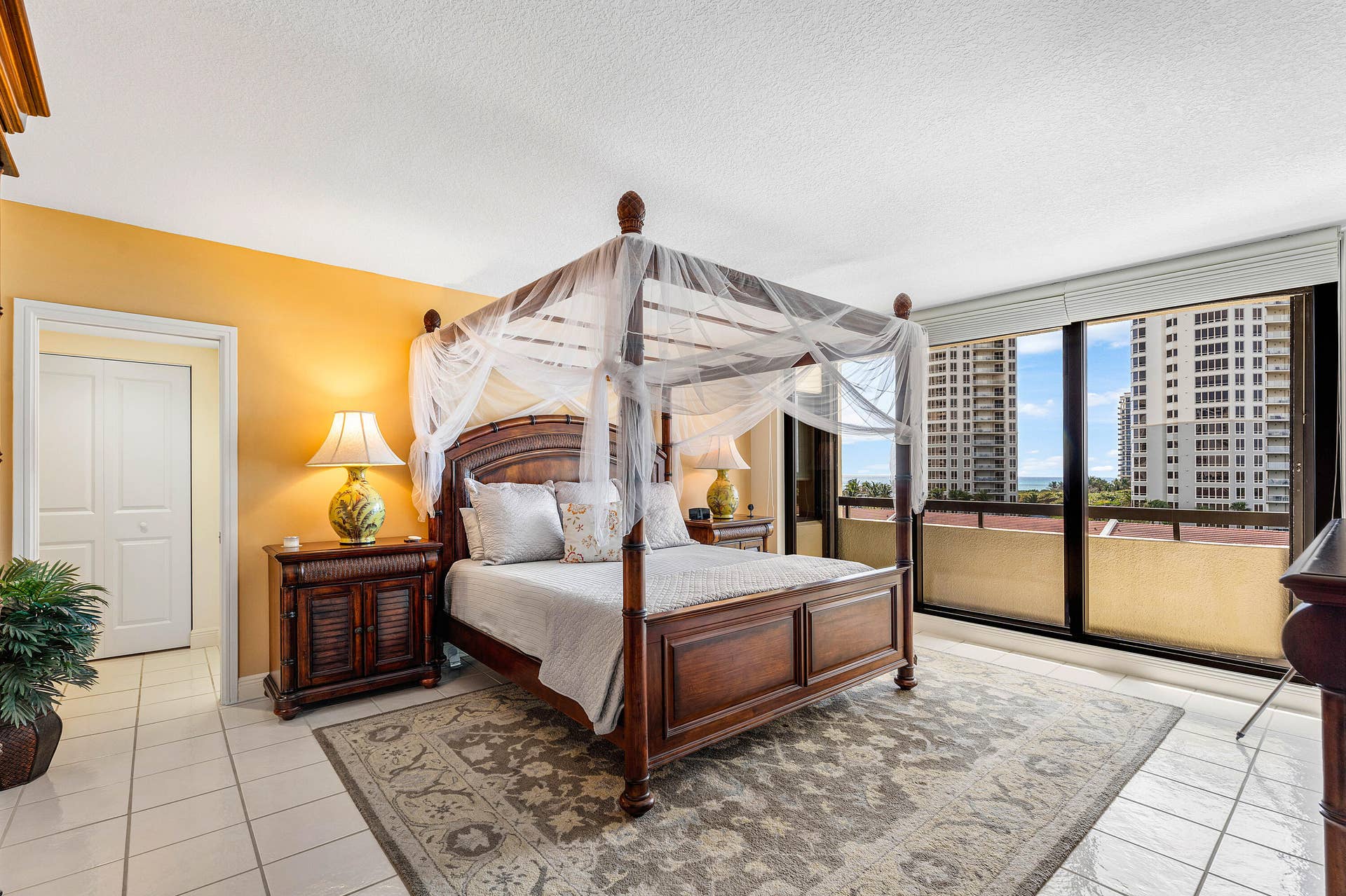 4100 N Ocean Drive, #504, Singer Island, FL 33404 030-4100NorthOceanDrive-504-RivieraBeach