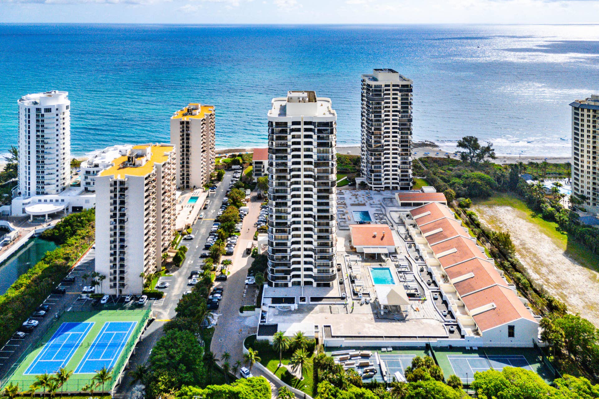 4100 N Ocean Drive, #504, Singer Island, FL 33404 050-4100NorthOceanDrive-504-RivieraBeach