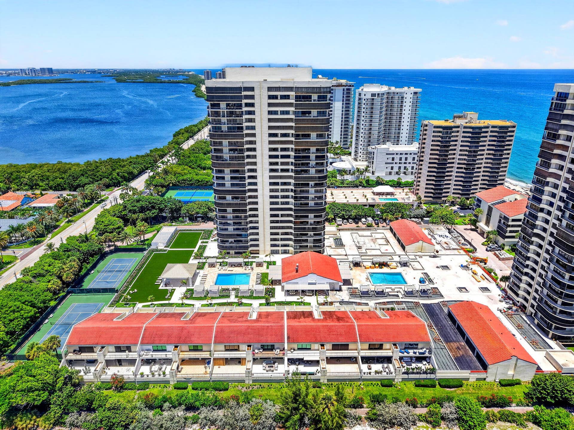 4100 N Ocean Drive, #504, Singer Island, FL 33404 63-web-or-mls-DJI_20260721133019_0815_D
