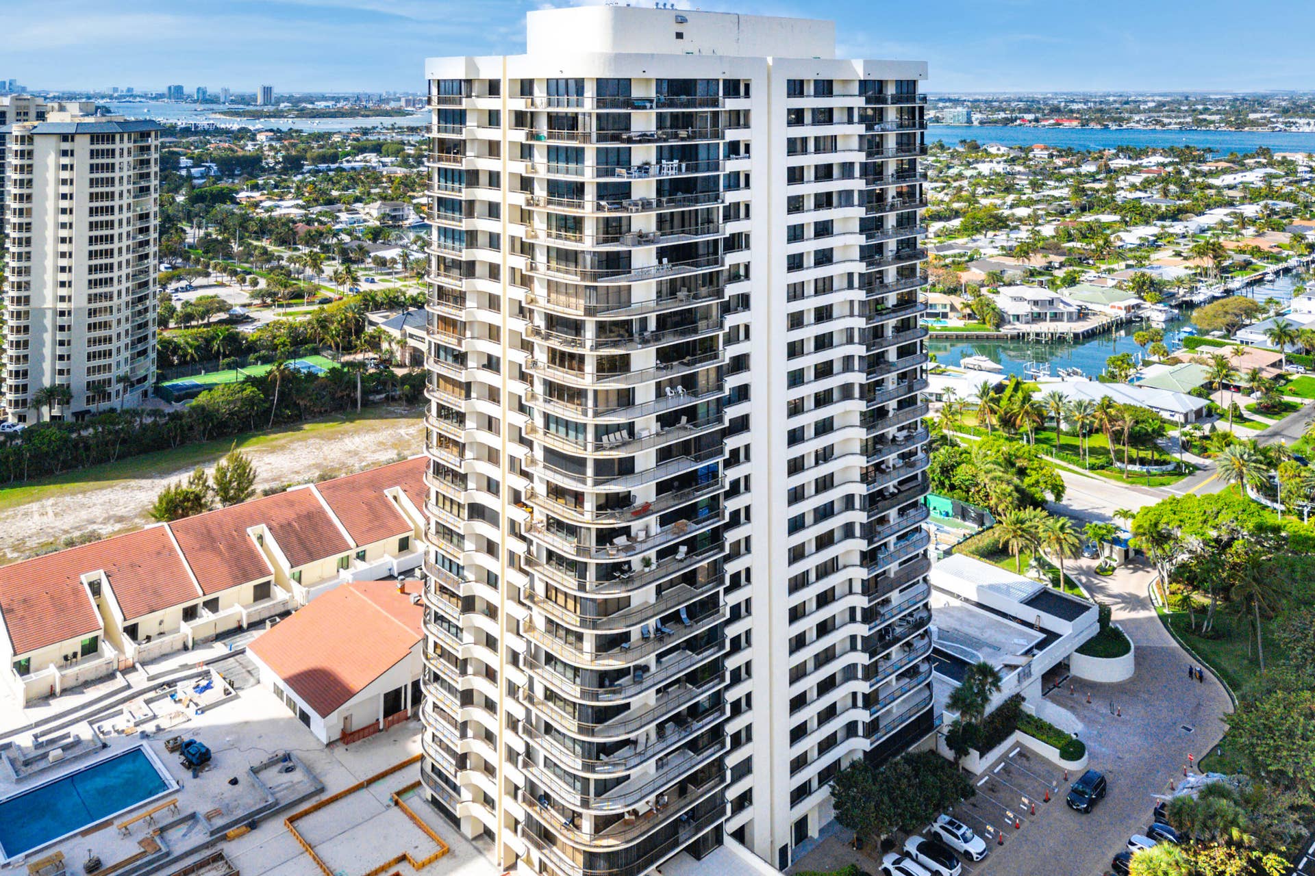 4100 N Ocean Drive, #504, Singer Island, FL 33404 046-4100NorthOceanDrive-504-RivieraBeach