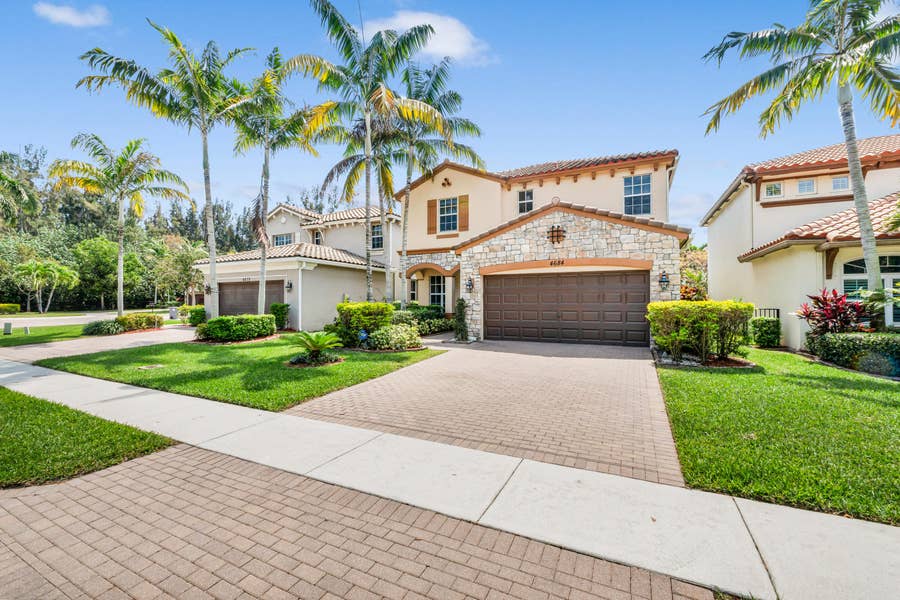 Property photo for 4684 Veteran Terrace, Lake Worth, FL