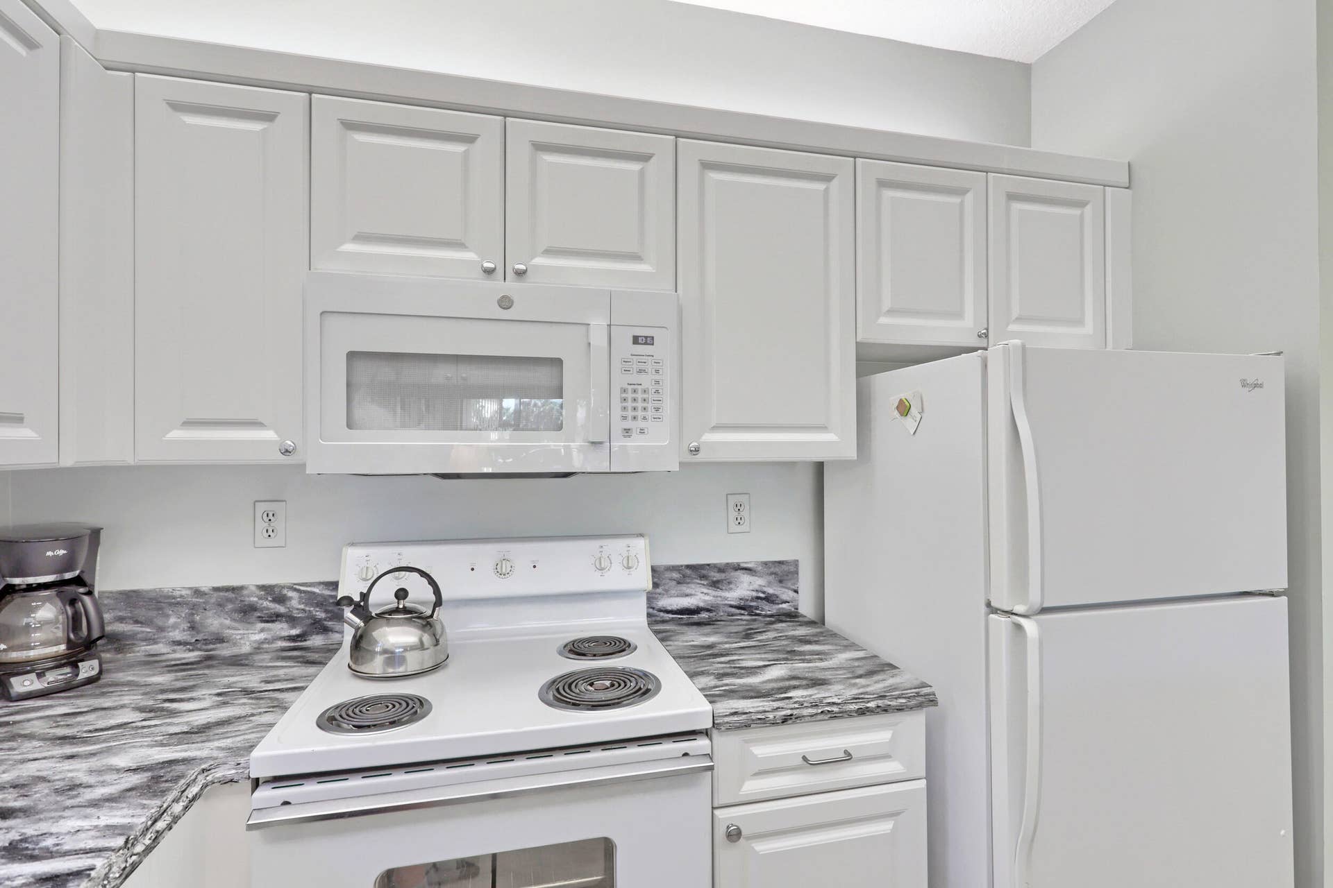 800 Uno Lago Drive, #305, Juno Beach, Juno Beach, FL 33408 Kitchen