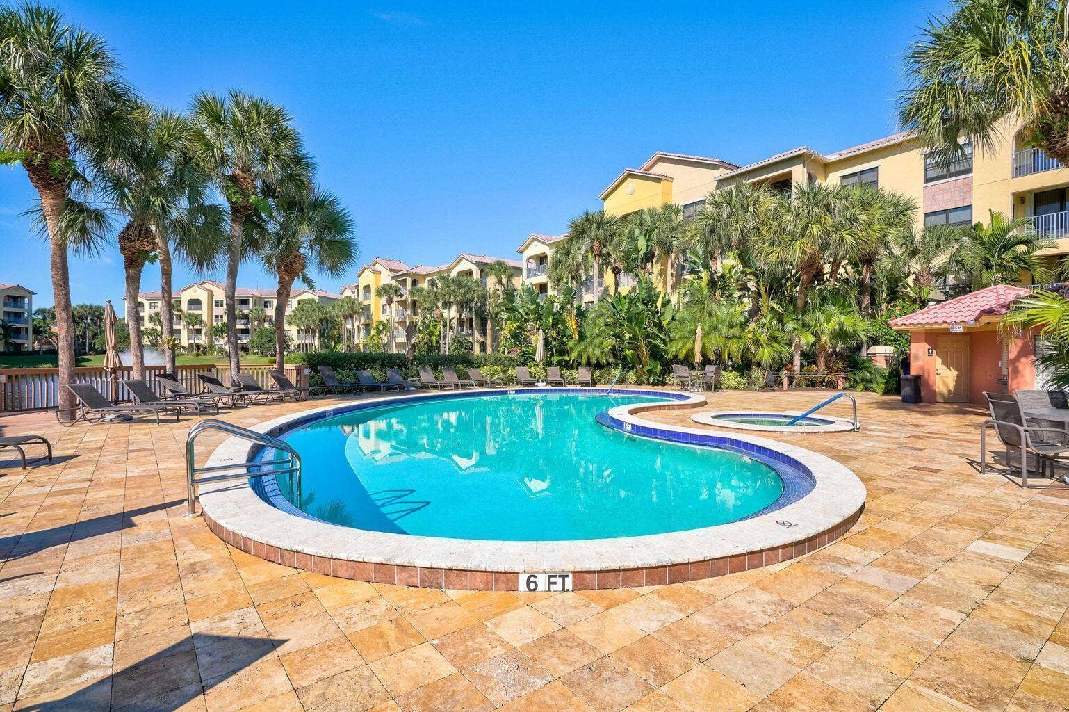 800 Uno Lago Drive, #305, Juno Beach, Juno Beach, FL 33408 Lagoon Pool