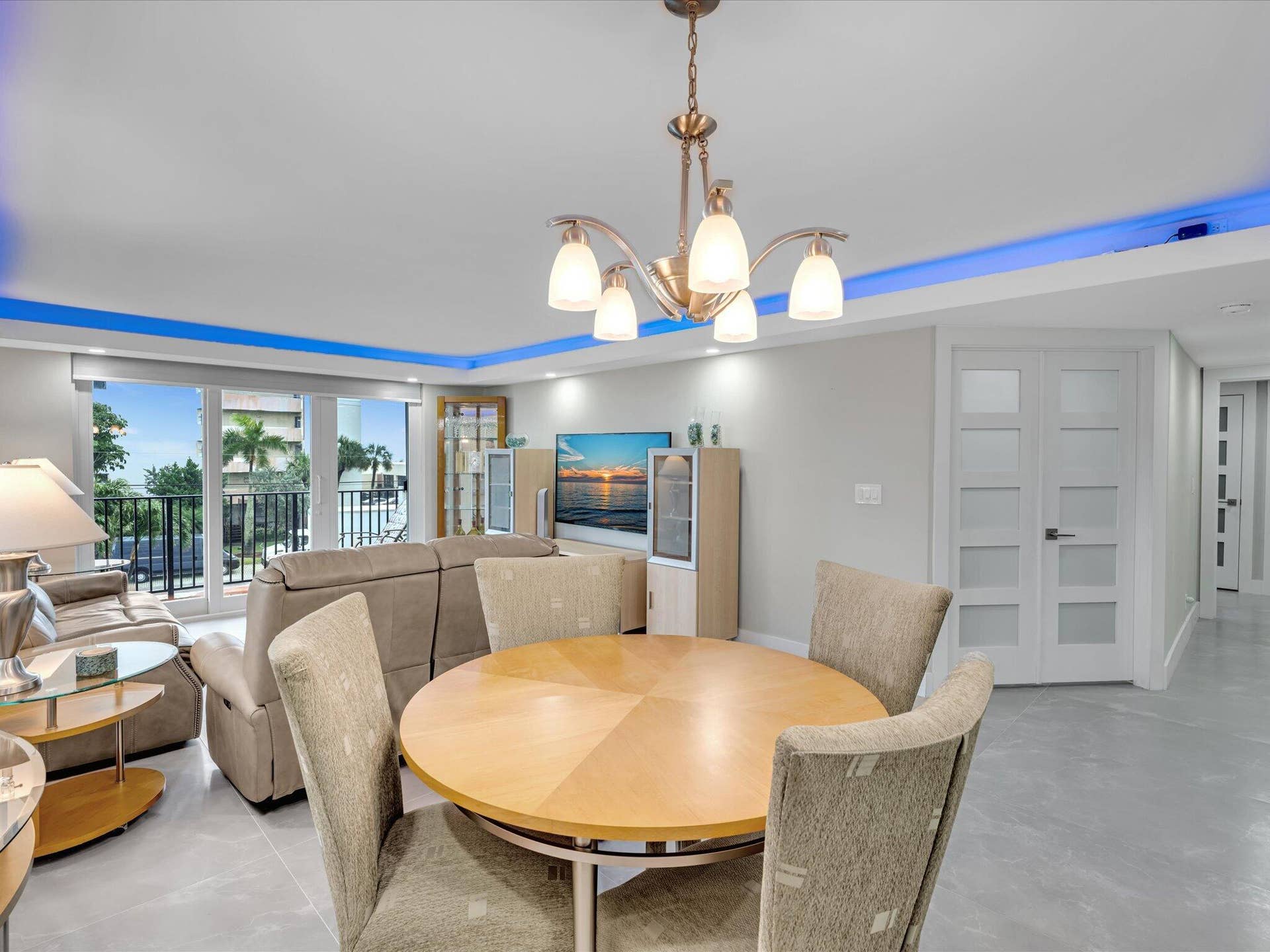 1150 Hillsboro Mile, #302, Hillsboro Beach, FL 33062 18-FPP00691