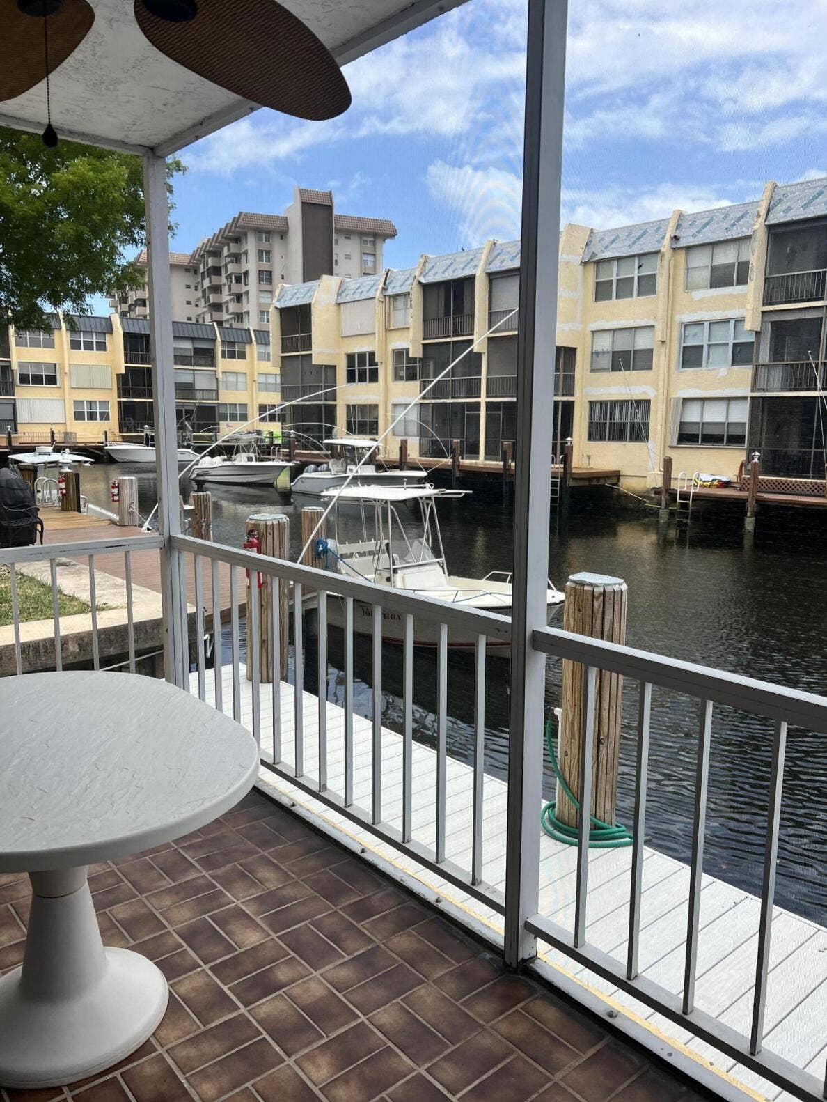Pompano Beach, FL