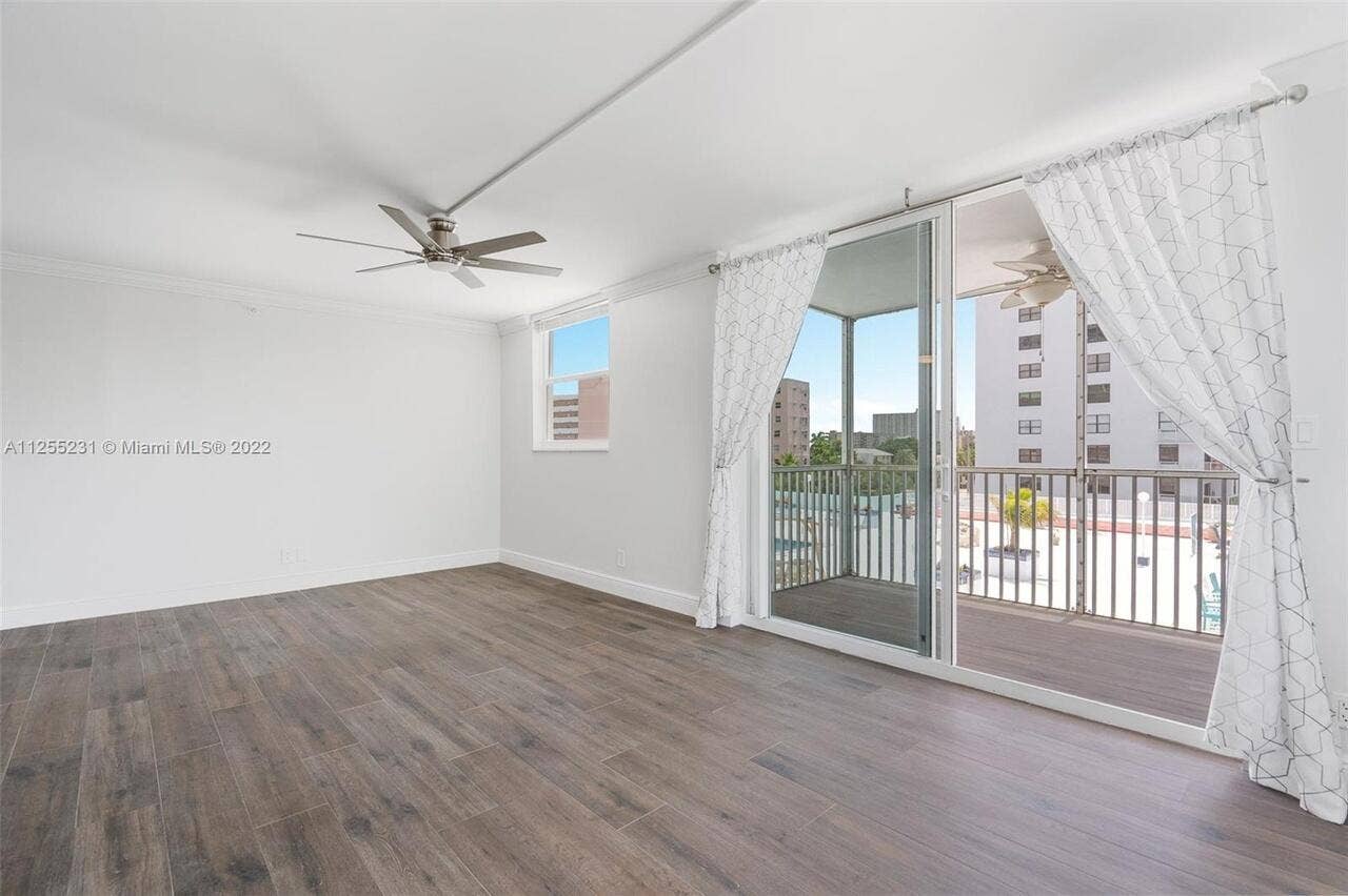 1505 N Riverside Drive, #404, Pompano Beach, FL 33062 A11255231_18_0