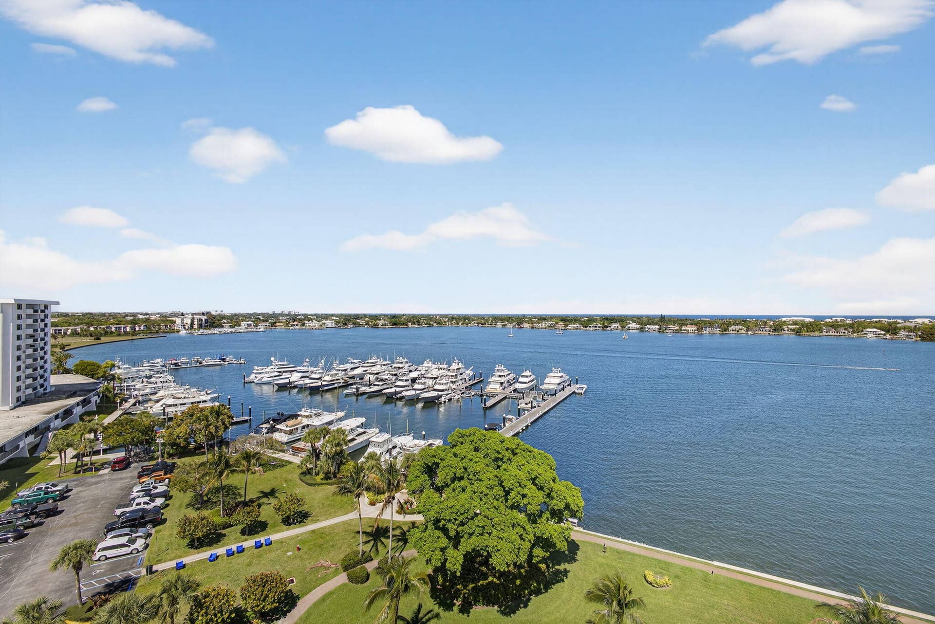 134 Lakeshore Drive, #T14, North Palm Beach, FL 33408 6-web-or-mls-5D1A7606