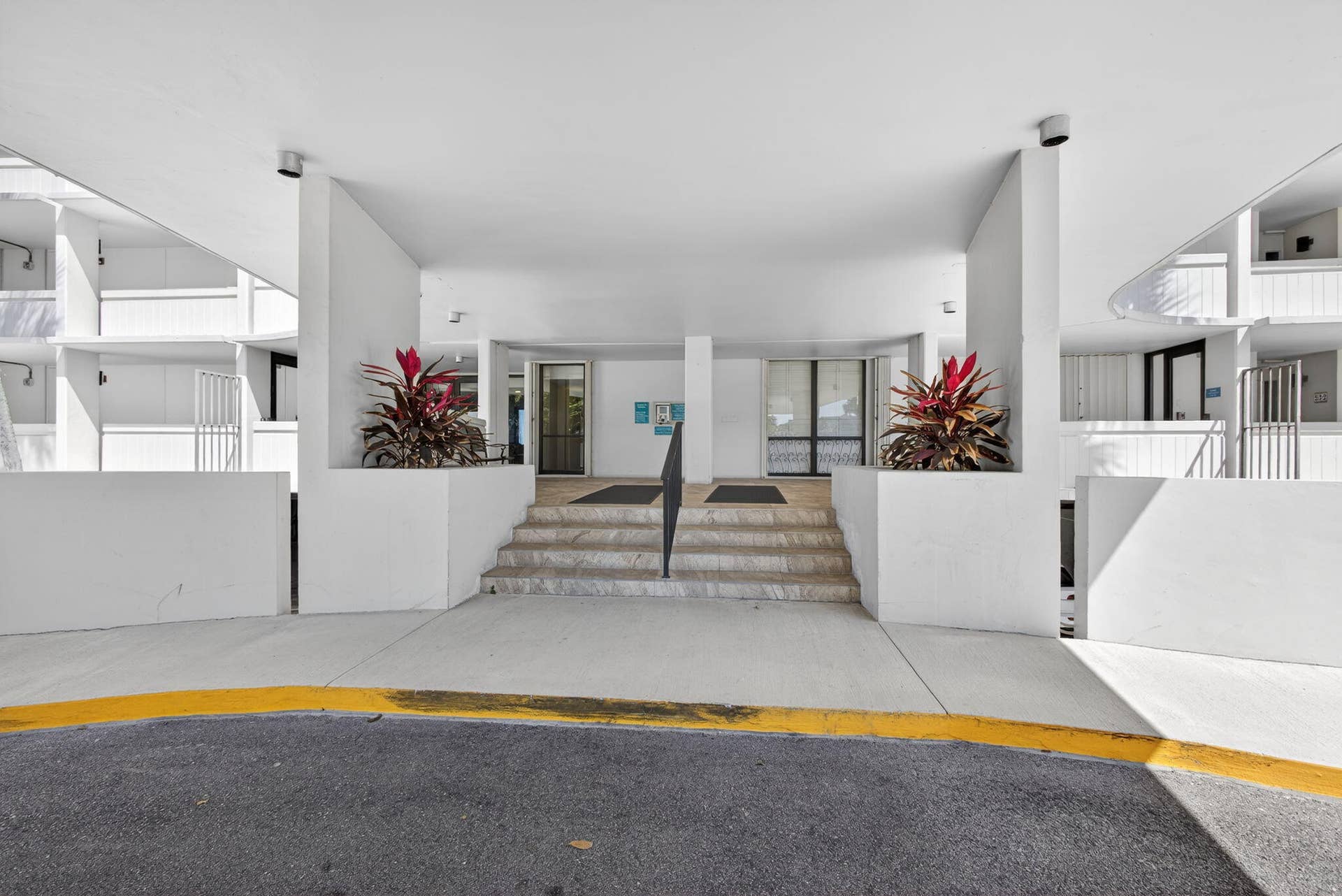 134 Lakeshore Drive, #T14, North Palm Beach, FL 33408 32-web-or-mls-5D1A7747