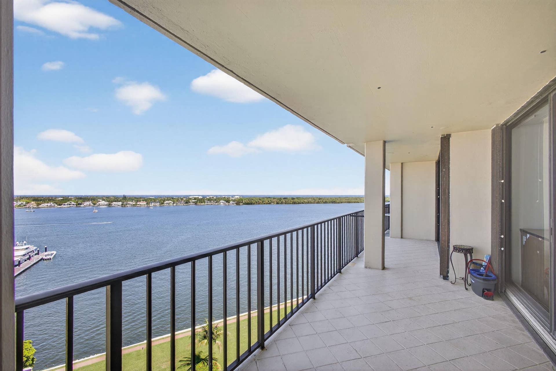 134 Lakeshore Drive, #T14, North Palm Beach, FL 33408 4-web-or-mls-5D1A7596