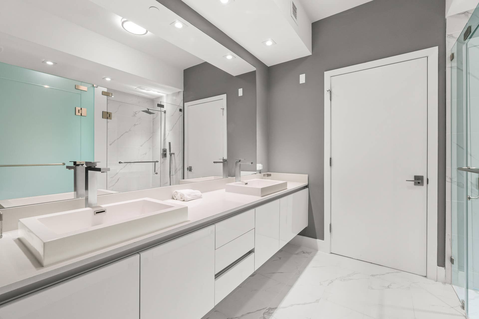 3100 N Ocean Drive, #1604, Singer Island, Singer Island, FL 33404 025-3100NorthOceanDrive-1604P-RivieraBea