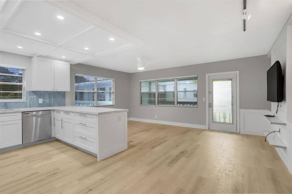 40 Prescott B, Deerfield Beach, FL 33442 5