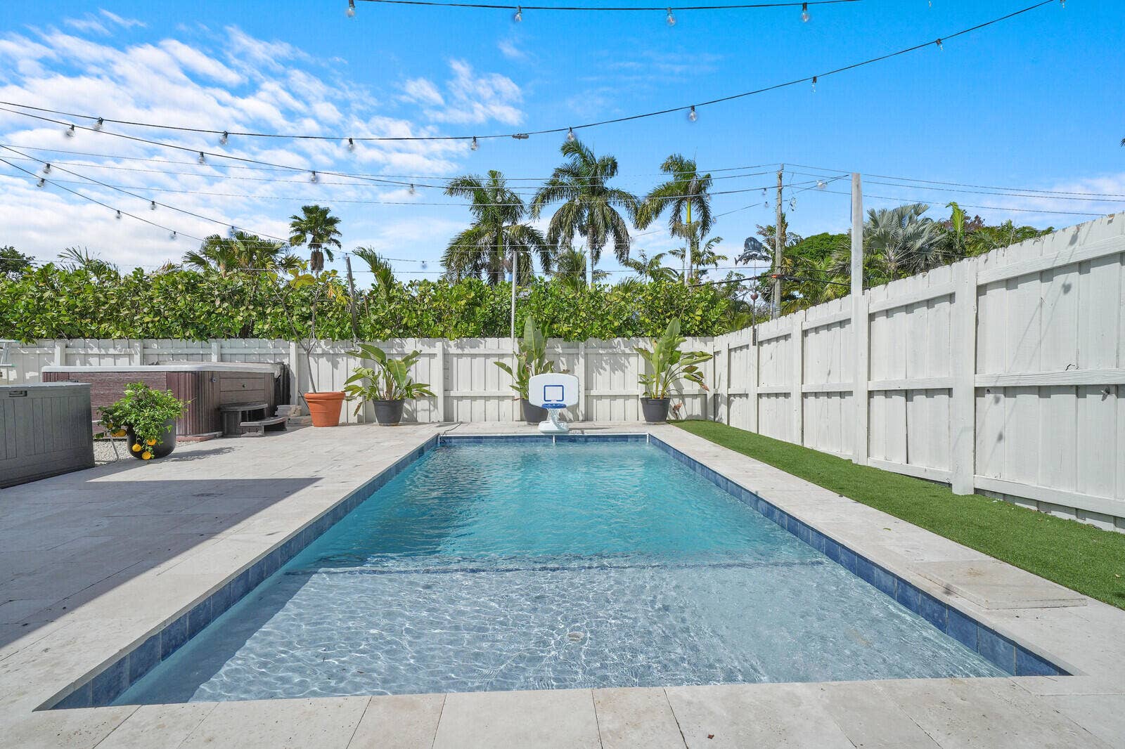 2824 NW 6th Avenue, Wilton Manors, FL 33311 55_Image_30_mls