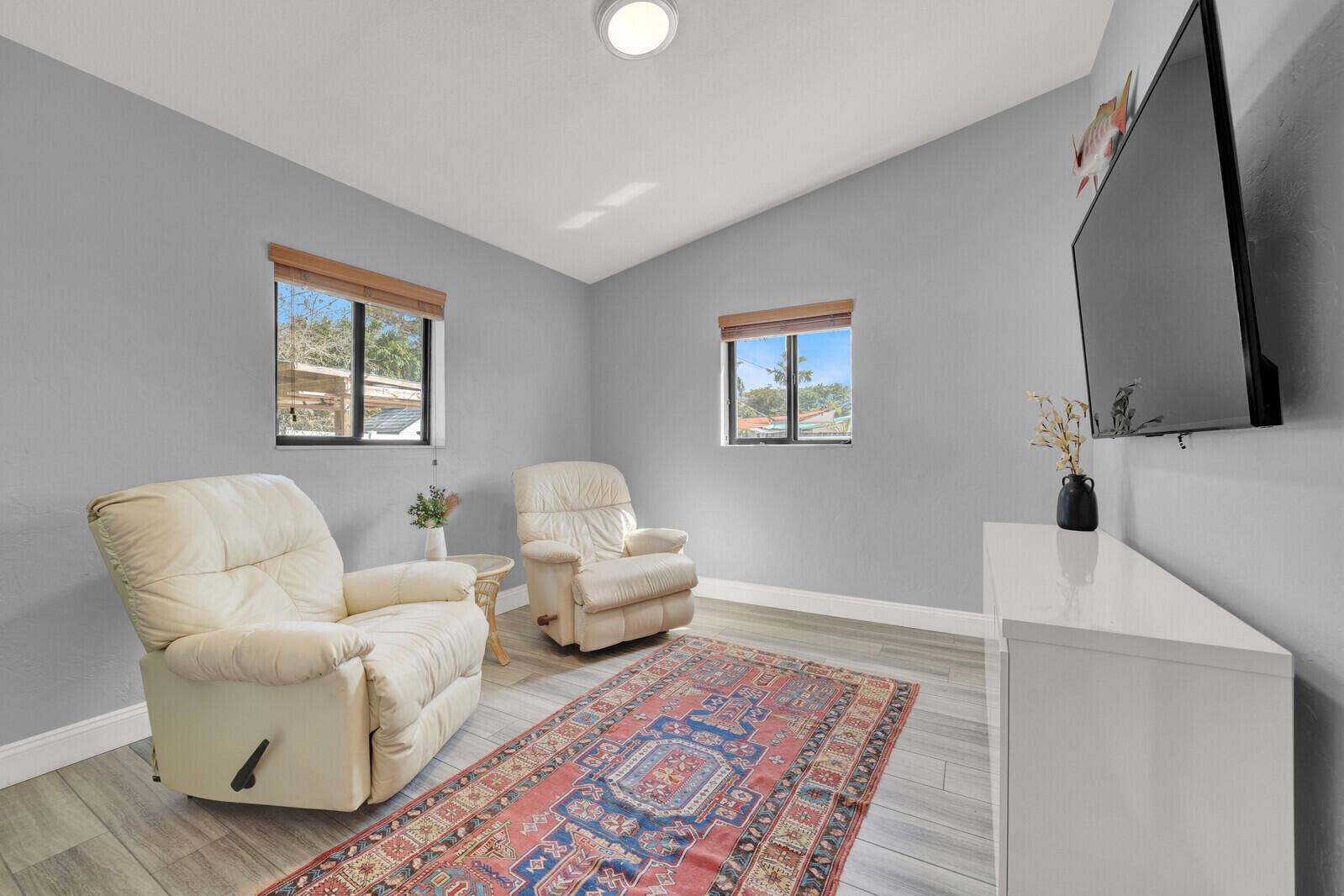 2824 NW 6th Avenue, Wilton Manors, FL 33311 50_Image_25_mls