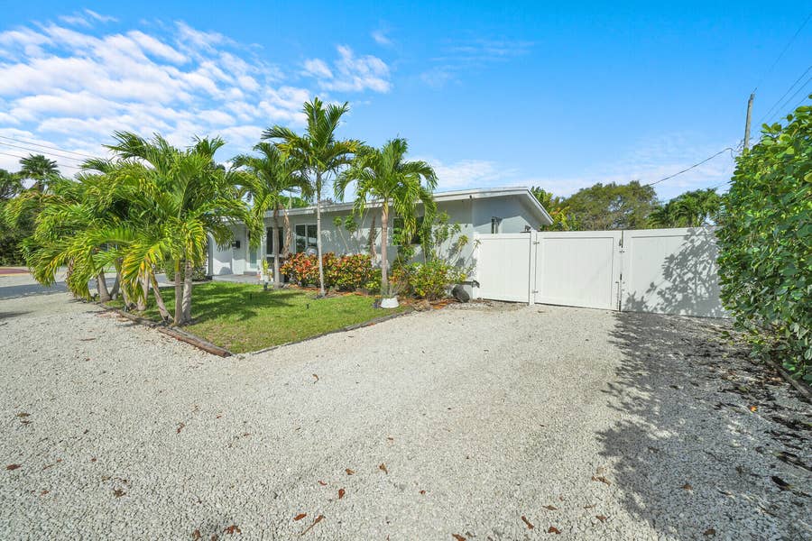 Property photo for 2824 NW 6th Avenue, Wilton Manors, FL