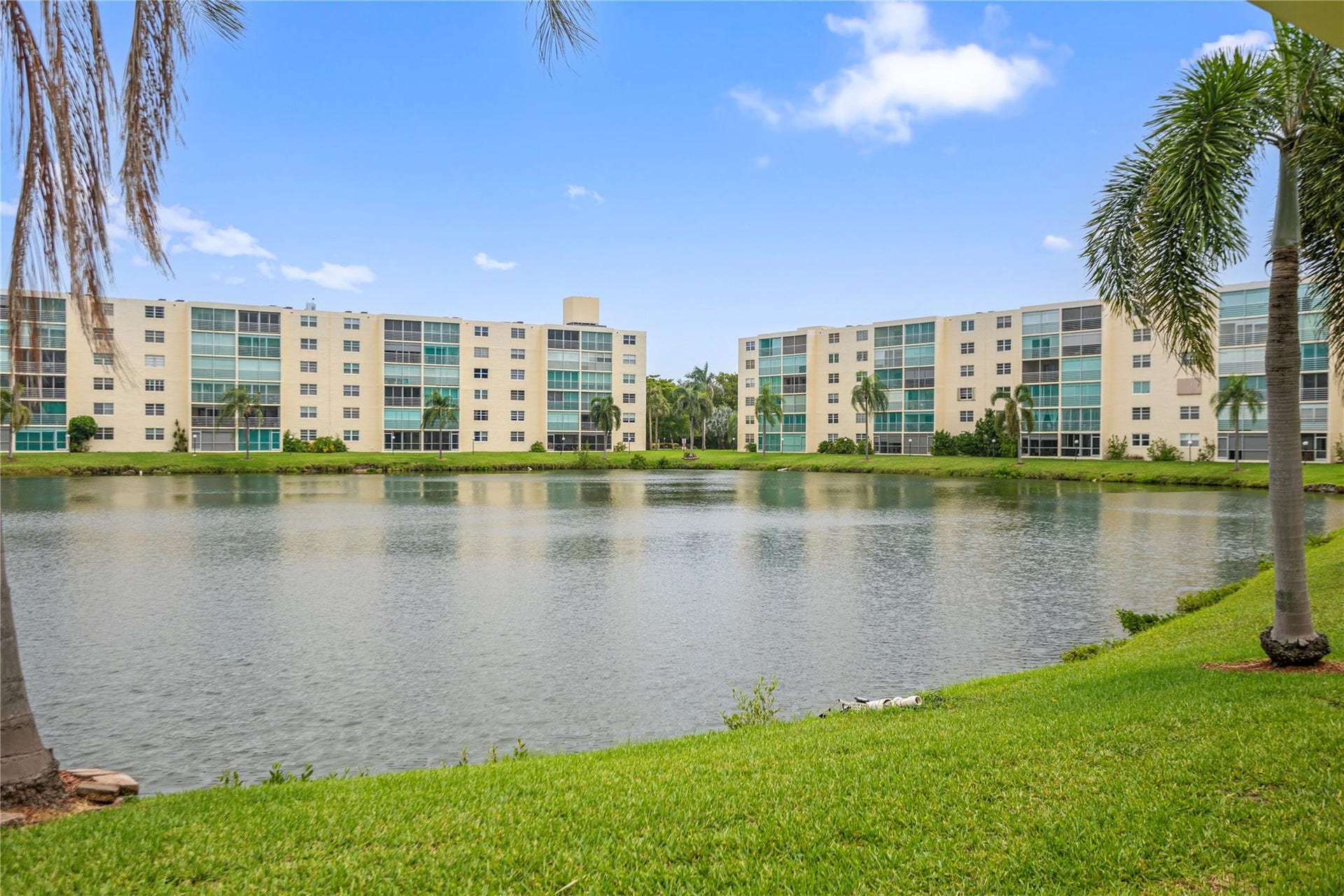 101 SE 3rd Avenue, #605, Dania Beach, FL 33004 Photo 9