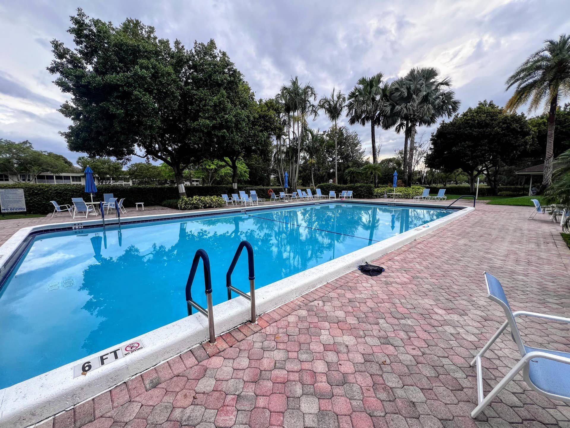 3080 N Course Drive, #601, Pompano Beach, FL 33069 Community Pool
