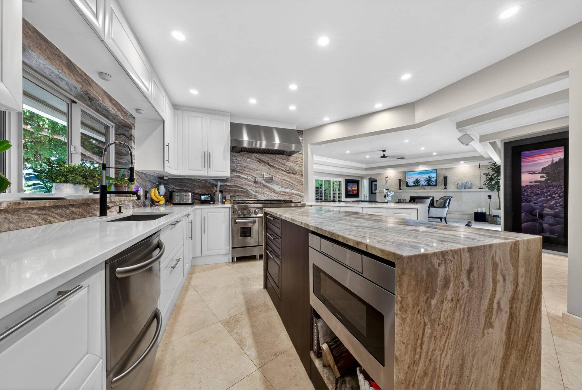 2460 Bayview Drive, Fort Lauderdale, FL 33305 2460 Bayview Dr Fort-print-015-036-Kitch