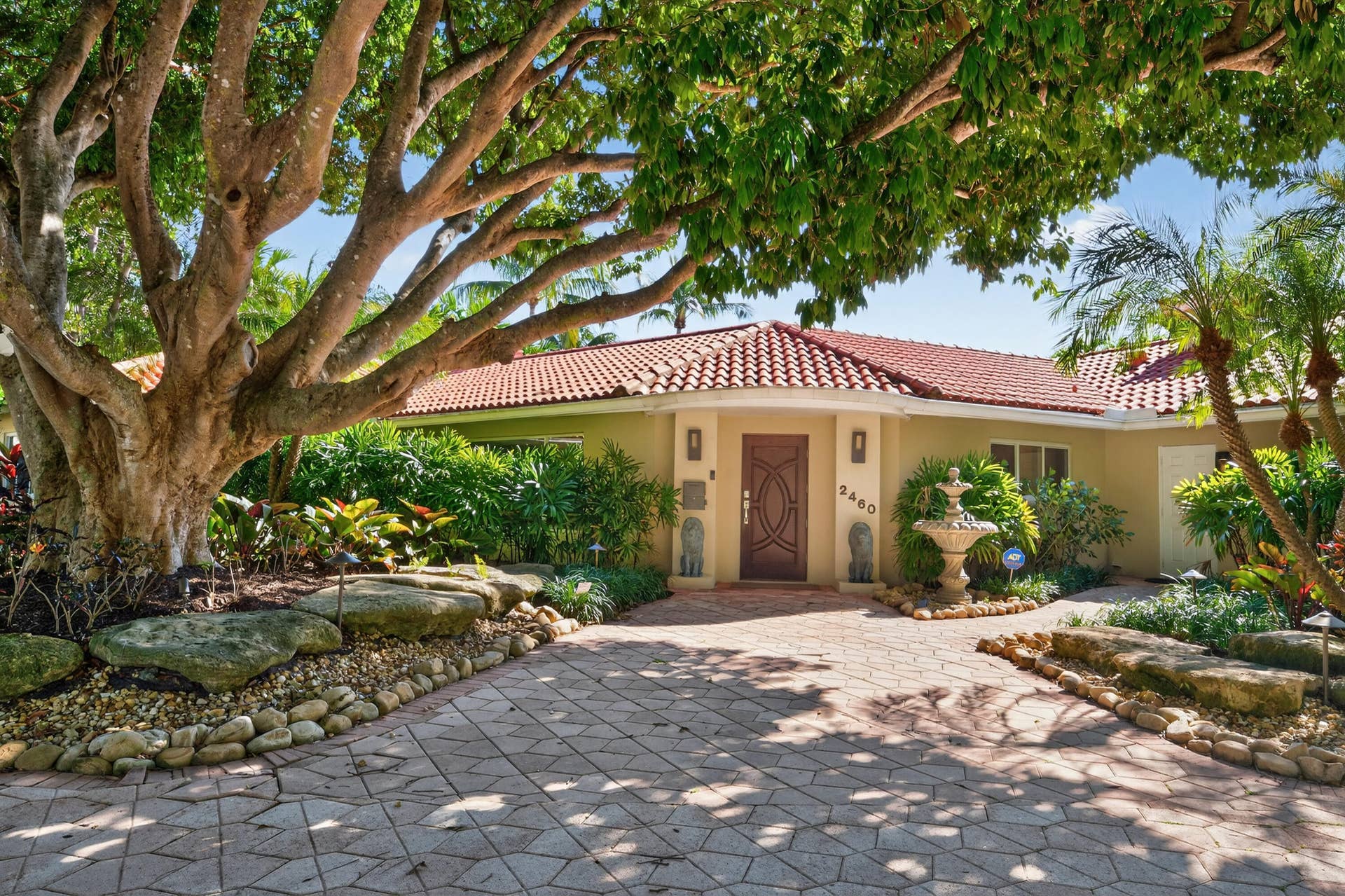 2460 Bayview Drive, Fort Lauderdale, FL 33305 2460 Bayview Dr Fort-print-003-050-Front