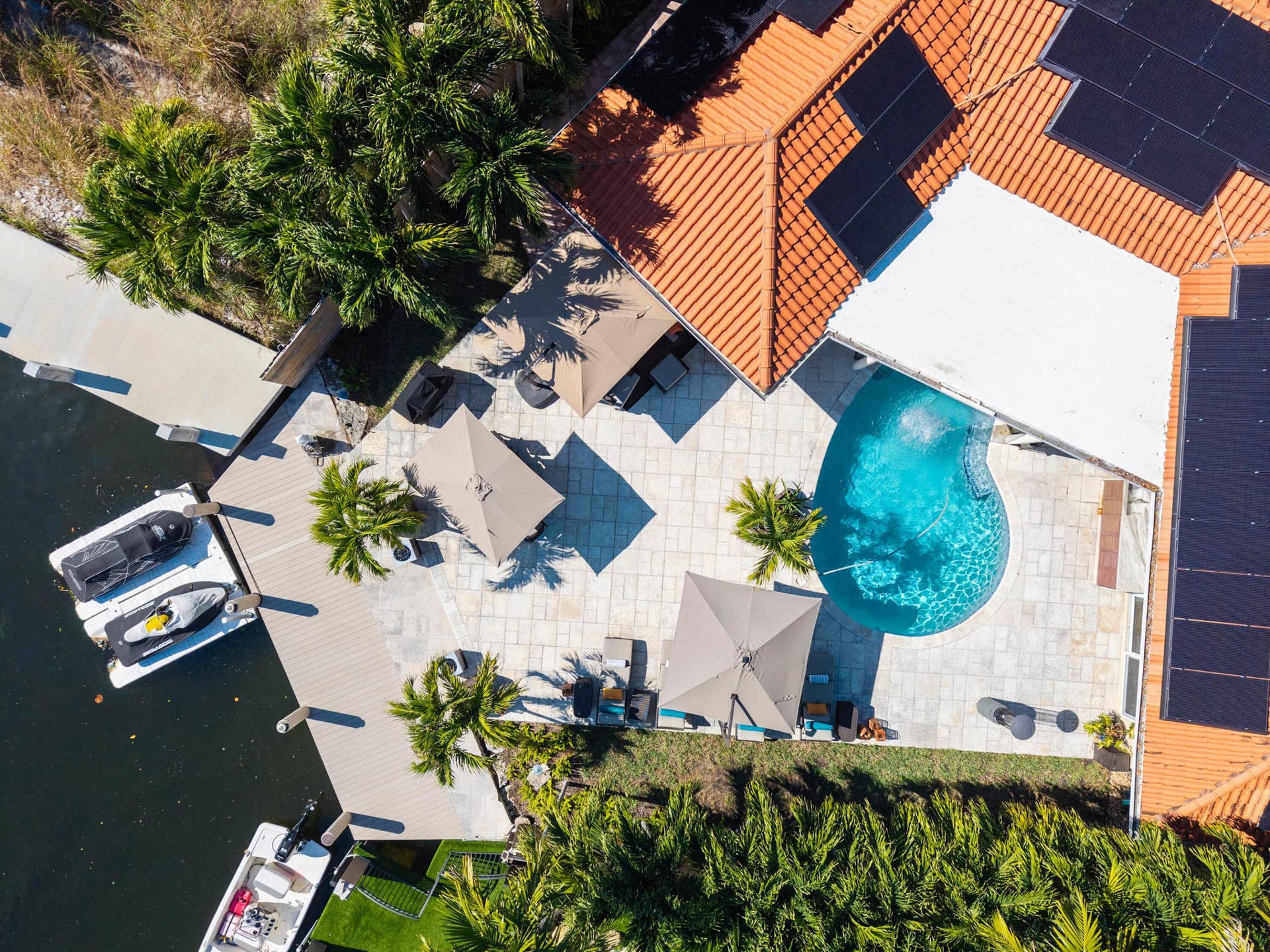 2460 Bayview Drive, Fort Lauderdale, FL 33305 2460 Bayview Dr Fort-print-002-035-Exter