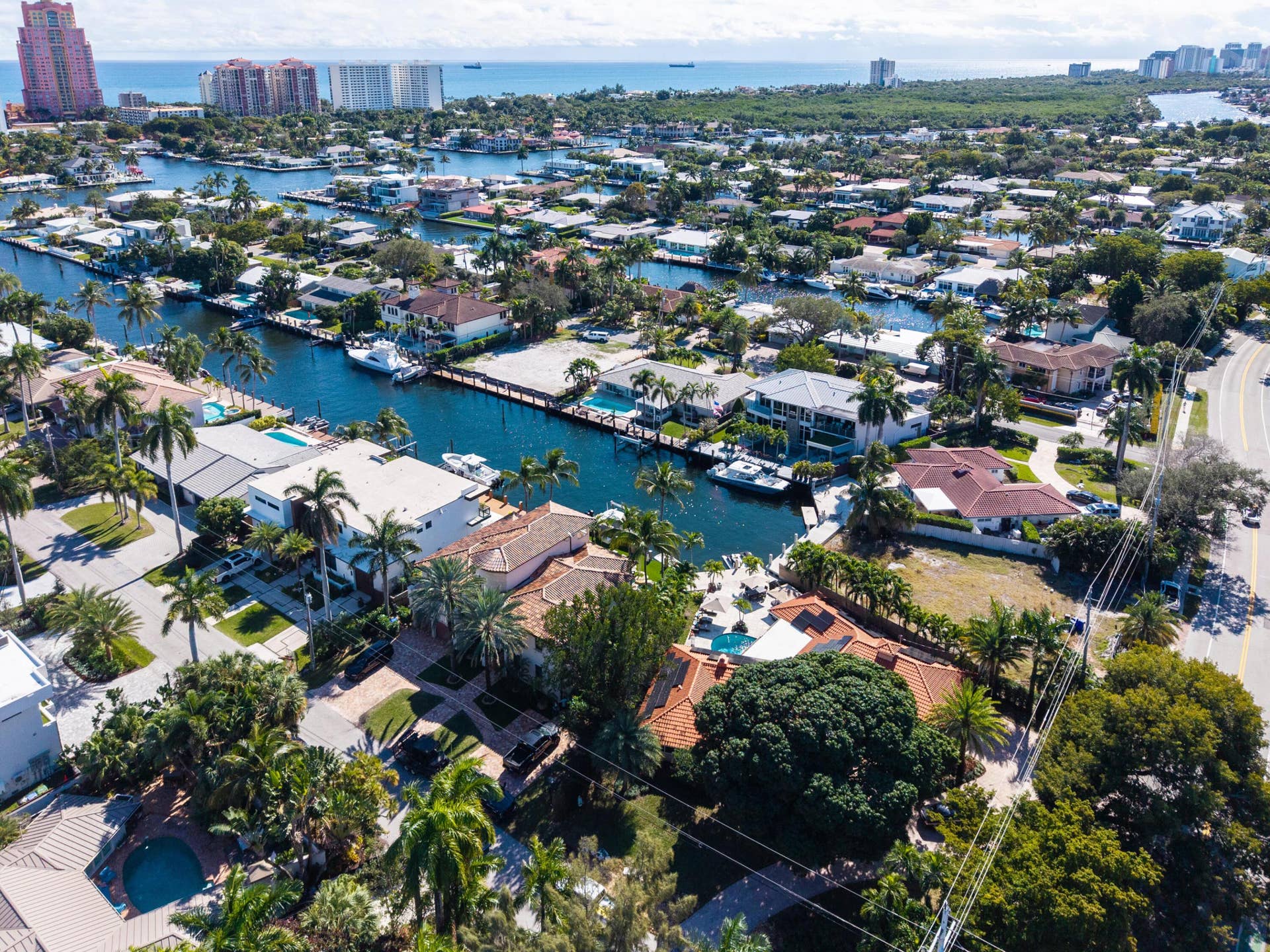 2460 Bayview Drive, Fort Lauderdale, FL 33305 2460 Bayview Dr Fort-print-051-027-Water