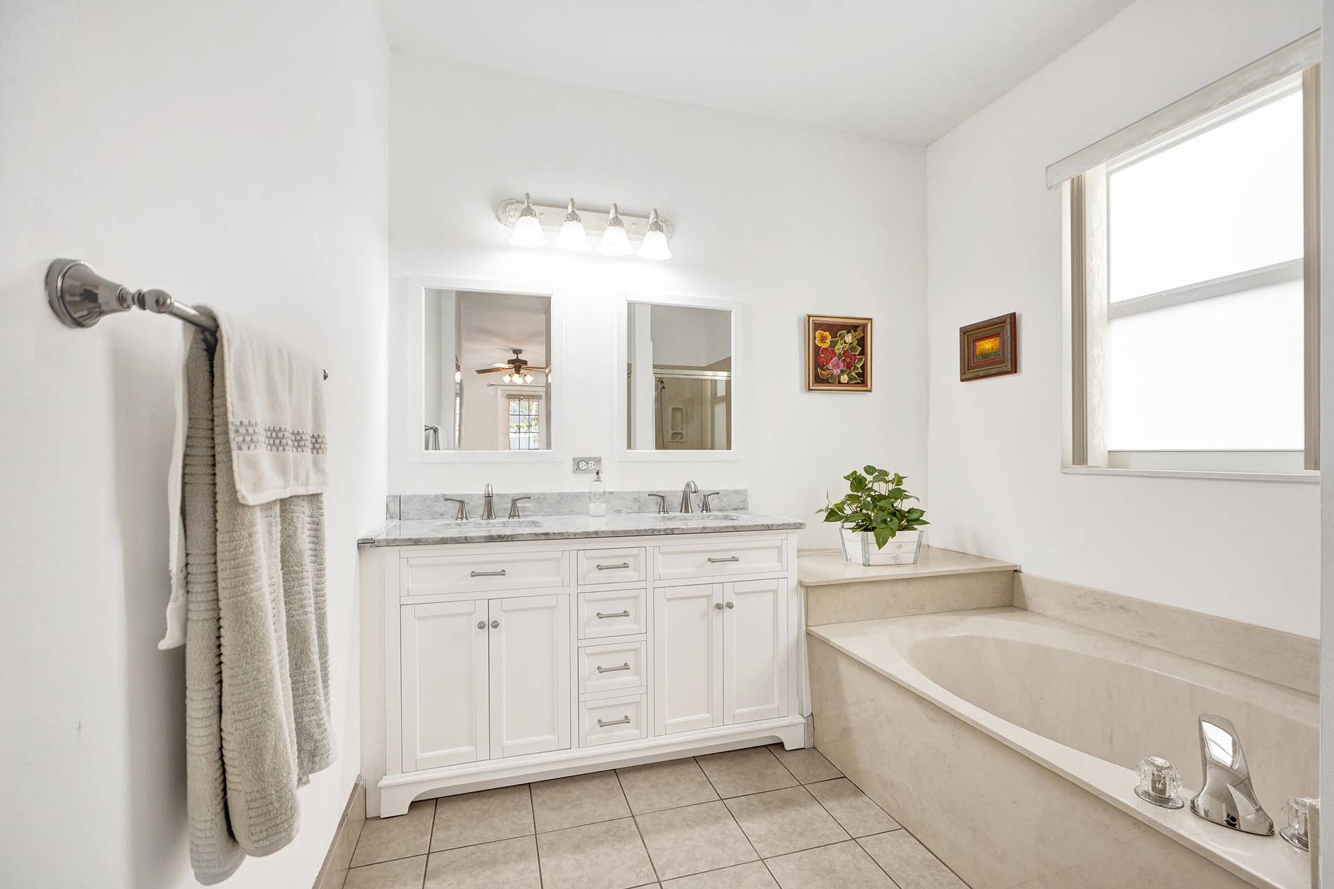 873 Stanton Drive, Weston, FL 33326 MASTER BATH